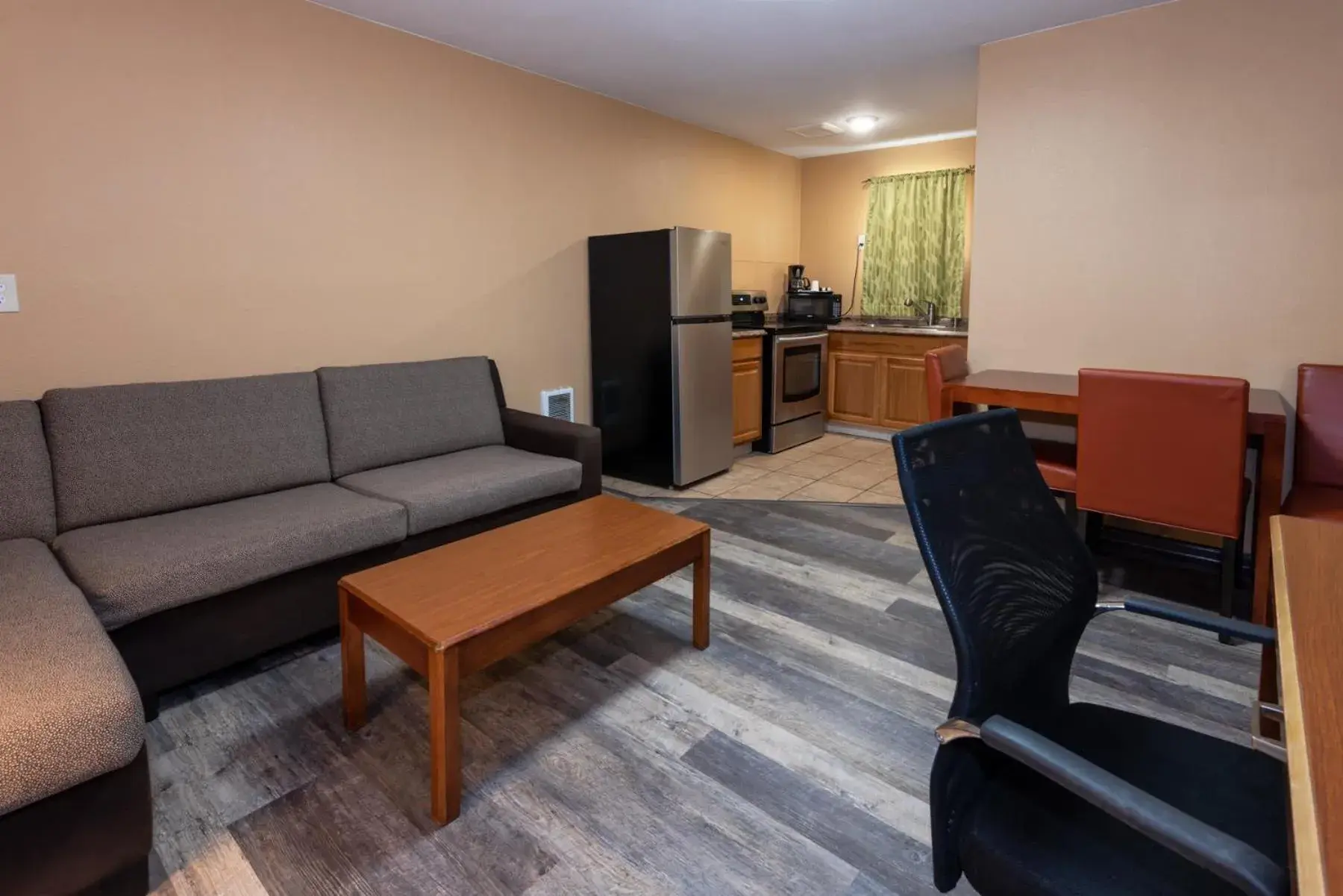 Two-Bedroom Apartment in Town Motel Two-Bedroom Apartment in Town Motel