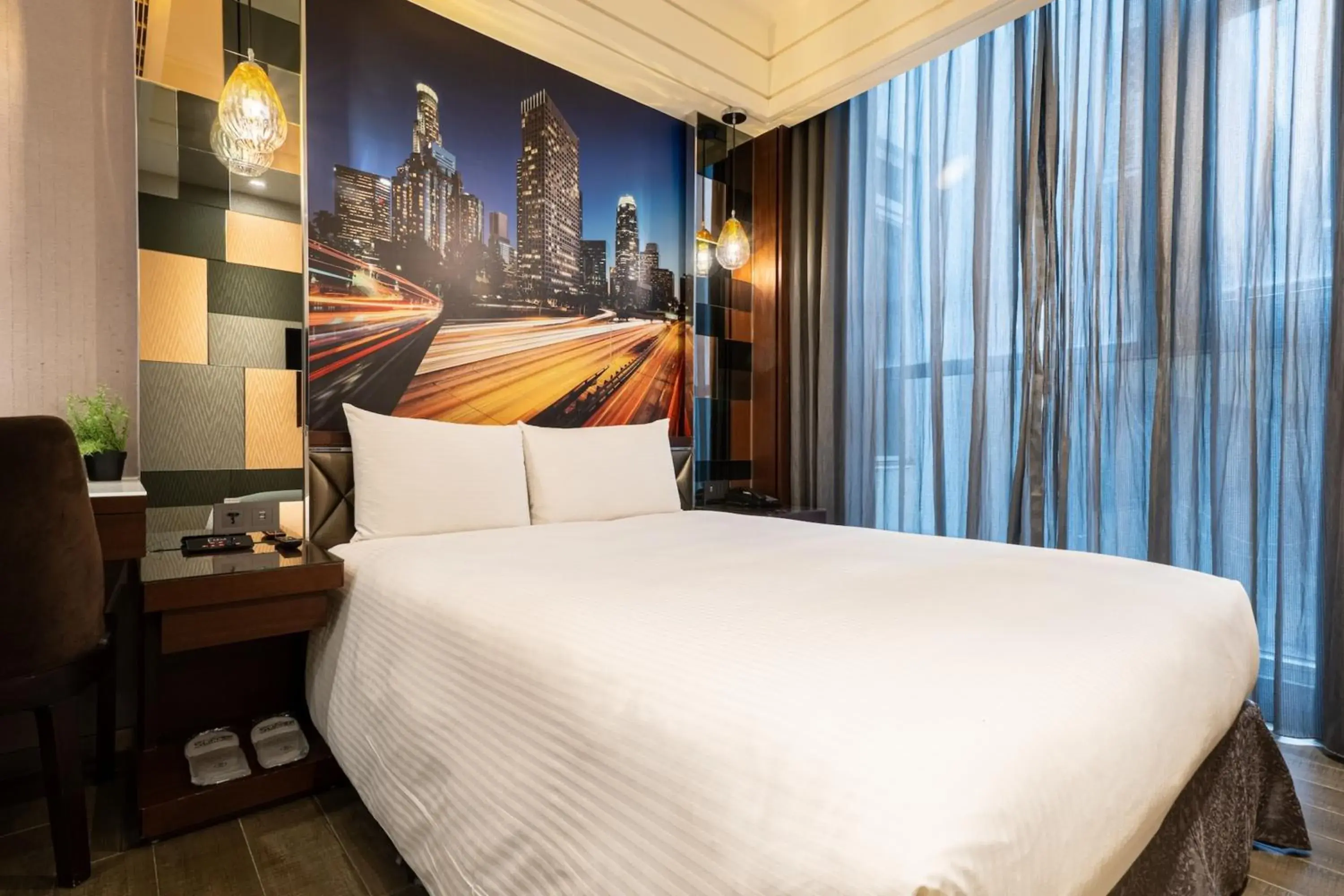 Standard Double Room in Guide Hotel Taichung Ziyou Standard Double Room in Guide Hotel Taichung Ziyou
