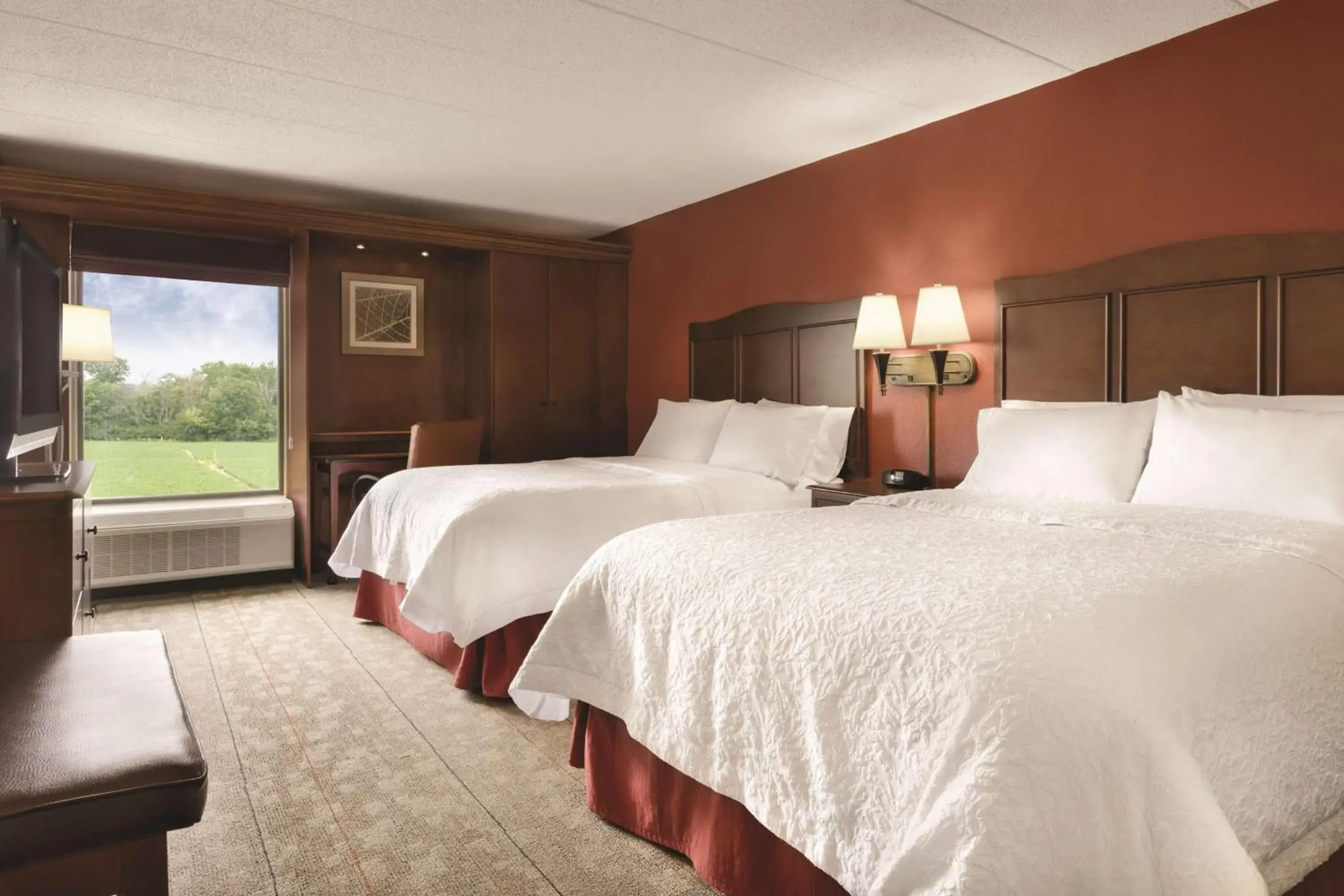 Queen Room with Two Queen Beds - Hearing Access/Non-Smoking in Hampton Inn Cincinnati Kings Island Queen Room with Two Queen Beds - Hearing Access/Non-Smoking in Hampton Inn Cincinnati Kings Island