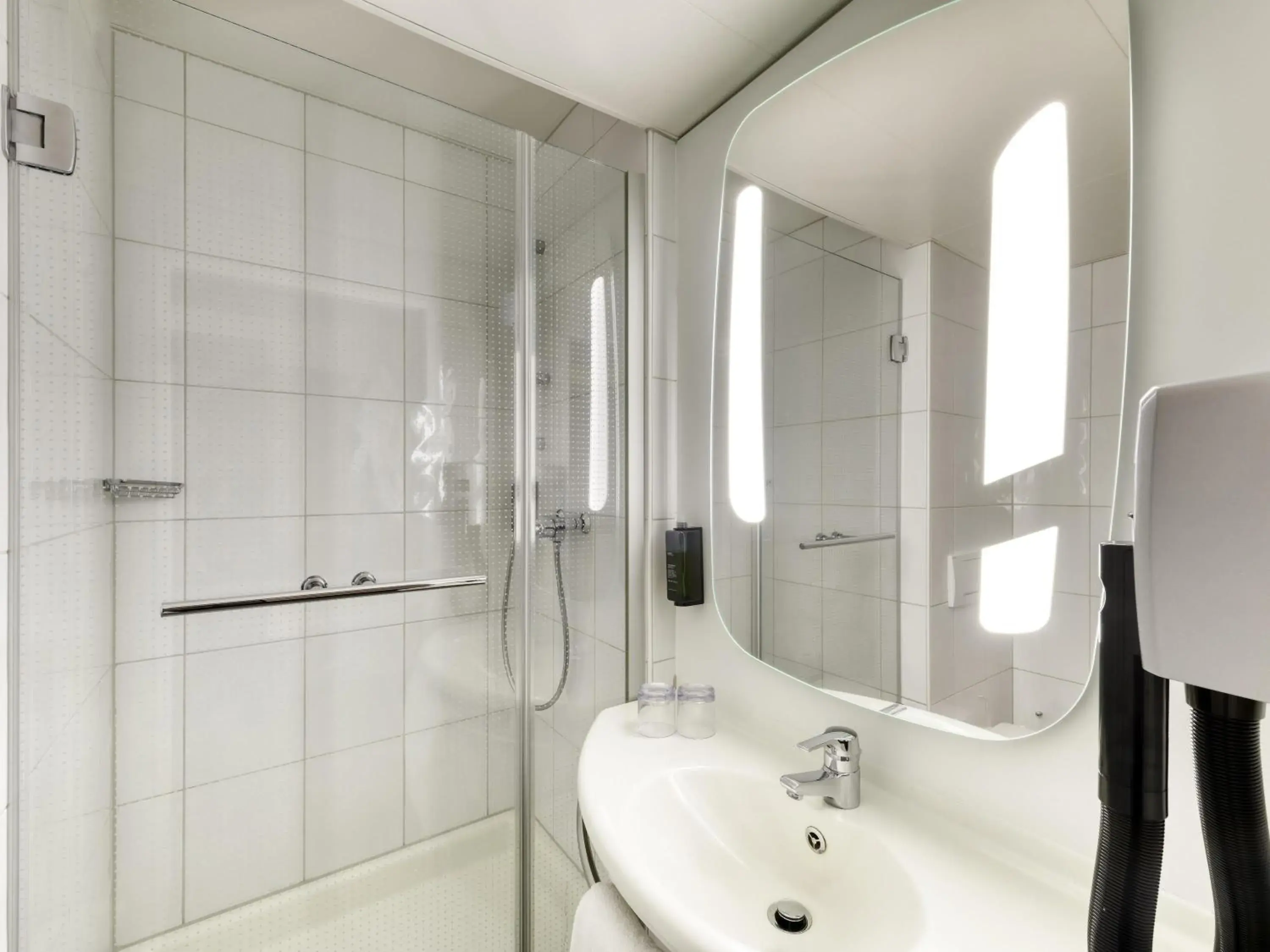 Standard Twin Room in ibis Lausanne Crissier Standard Twin Room in ibis Lausanne Crissier