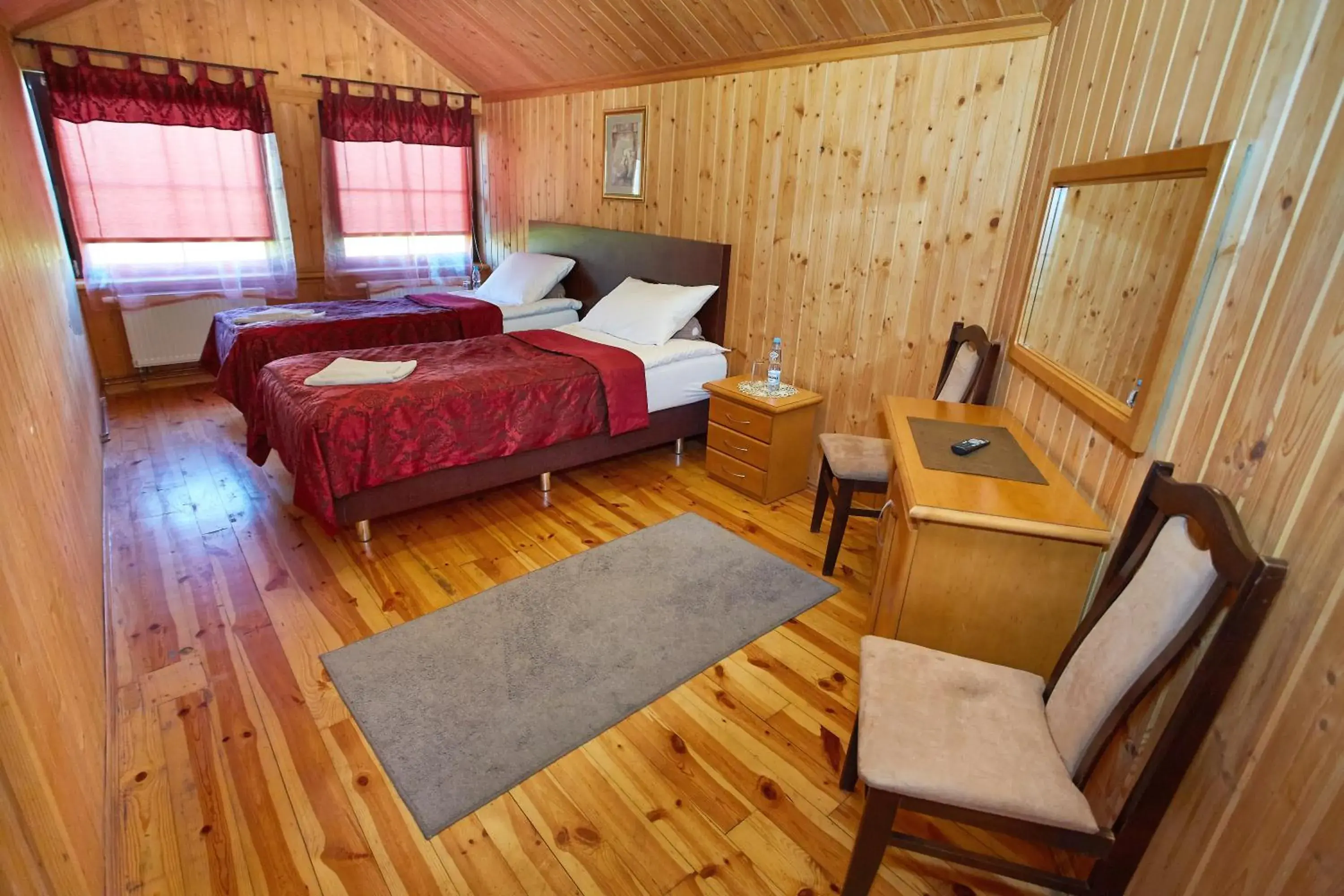 Standard Twin Room - single occupancy - Building A in Karczma Pod Topolami Standard Twin Room - single occupancy - Building A in Karczma Pod Topolami