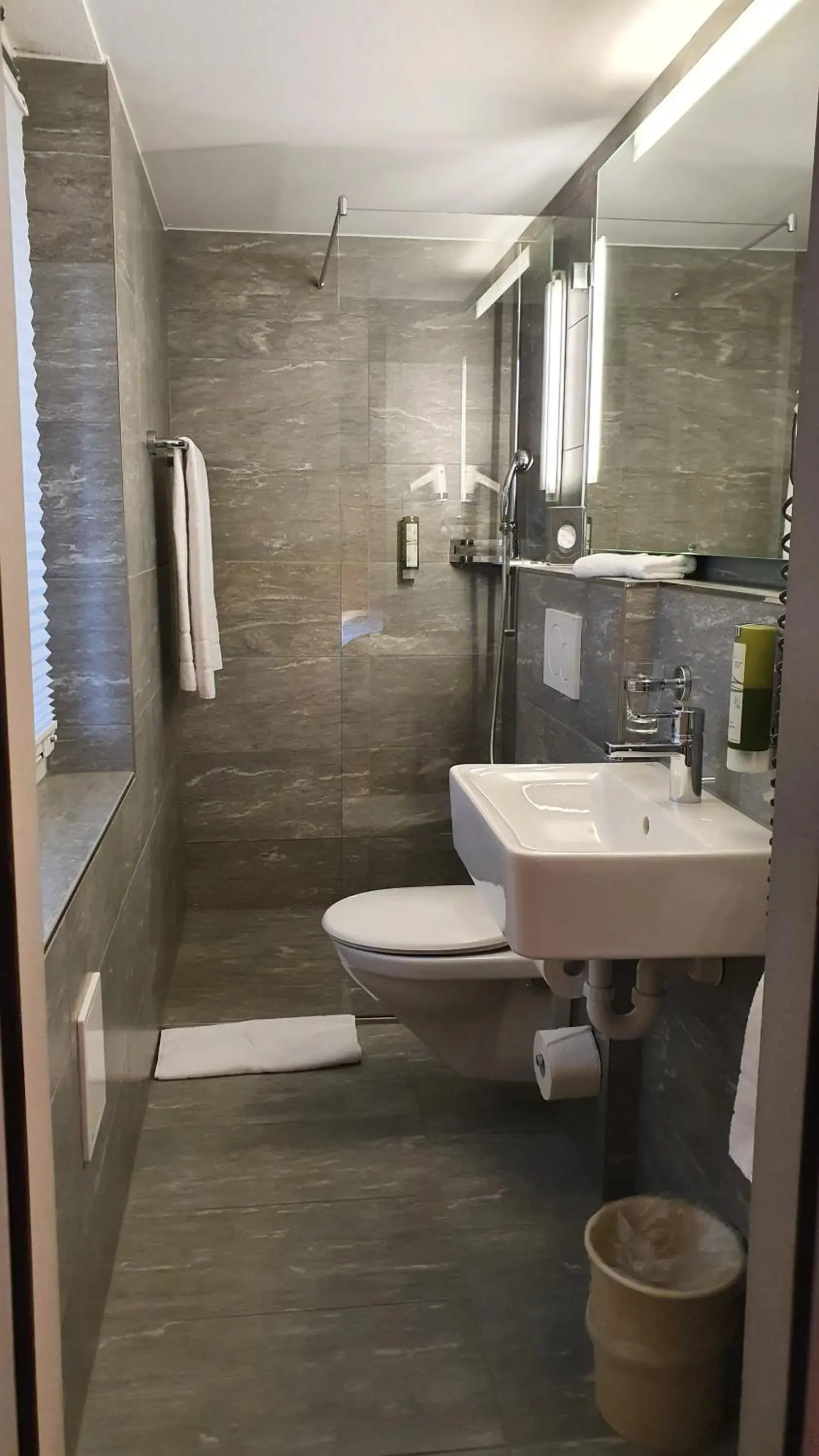 Budget Single Room - Ground Floor in Hotel Rovanada Wellness & BergNatur Budget Single Room - Ground Floor in Hotel Rovanada Wellness & BergNatur