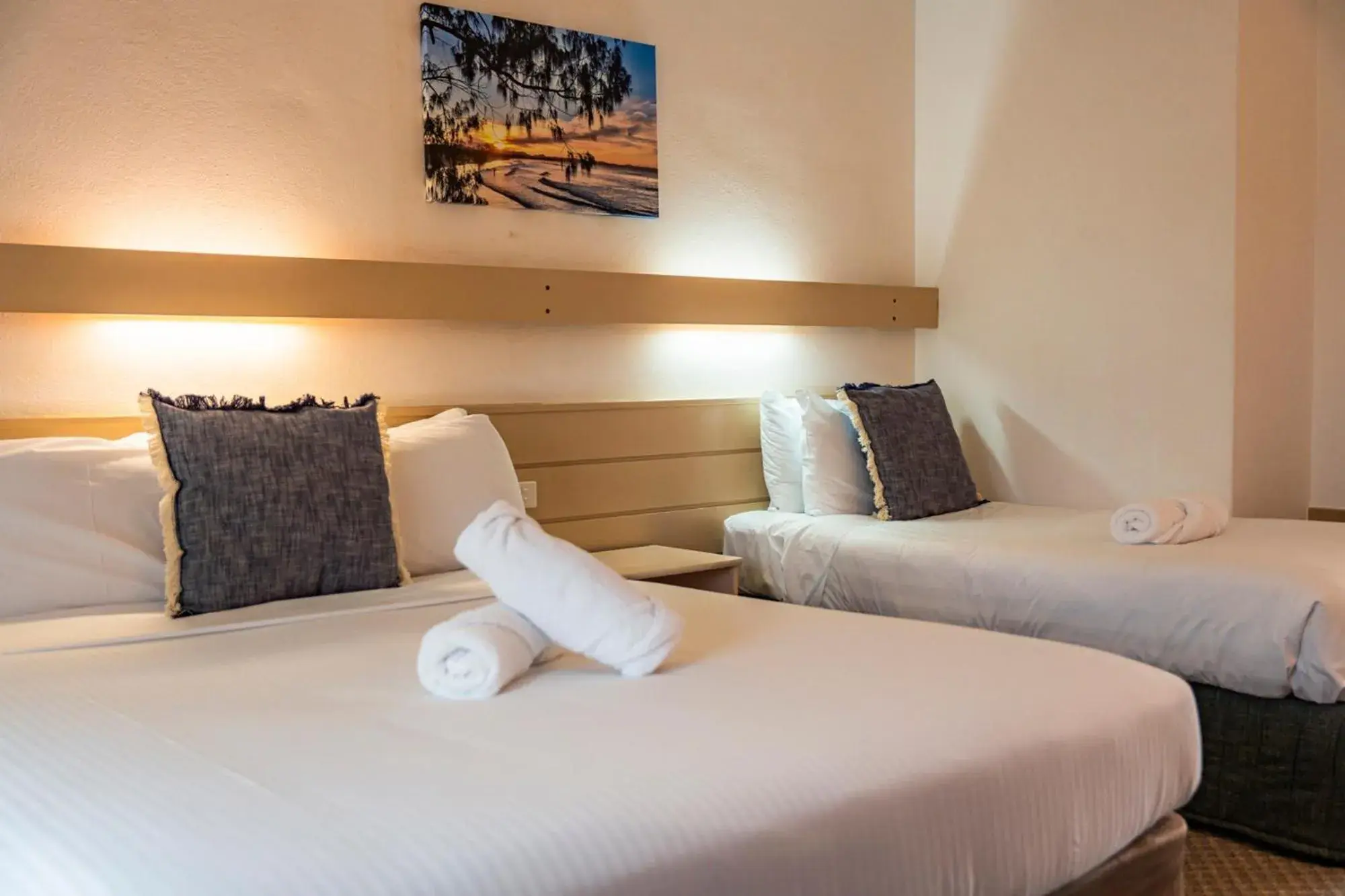 Standard Triple Motel Room in Tween Waters Merimbula Standard Triple Motel Room in Tween Waters Merimbula