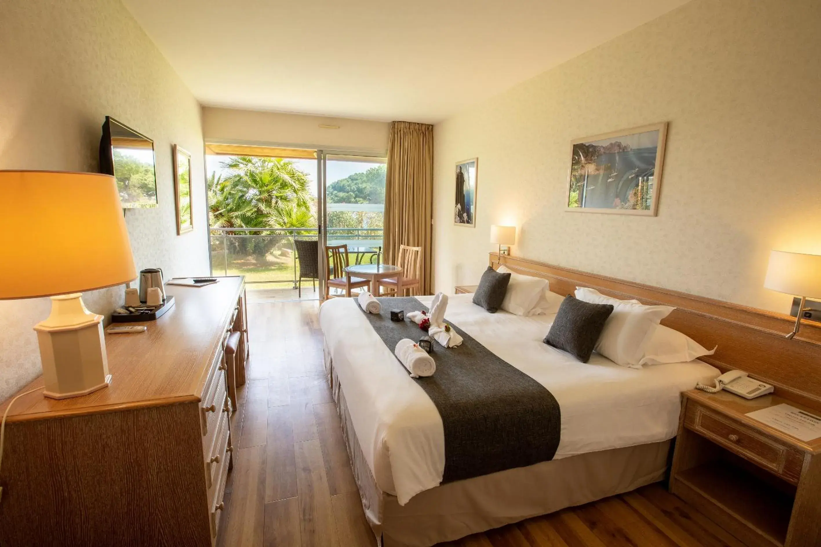 Comfort Double Room Garden View with Terrace in Hôtel La Pinède Comfort Double Room Garden View with Terrace in Hôtel La Pinède