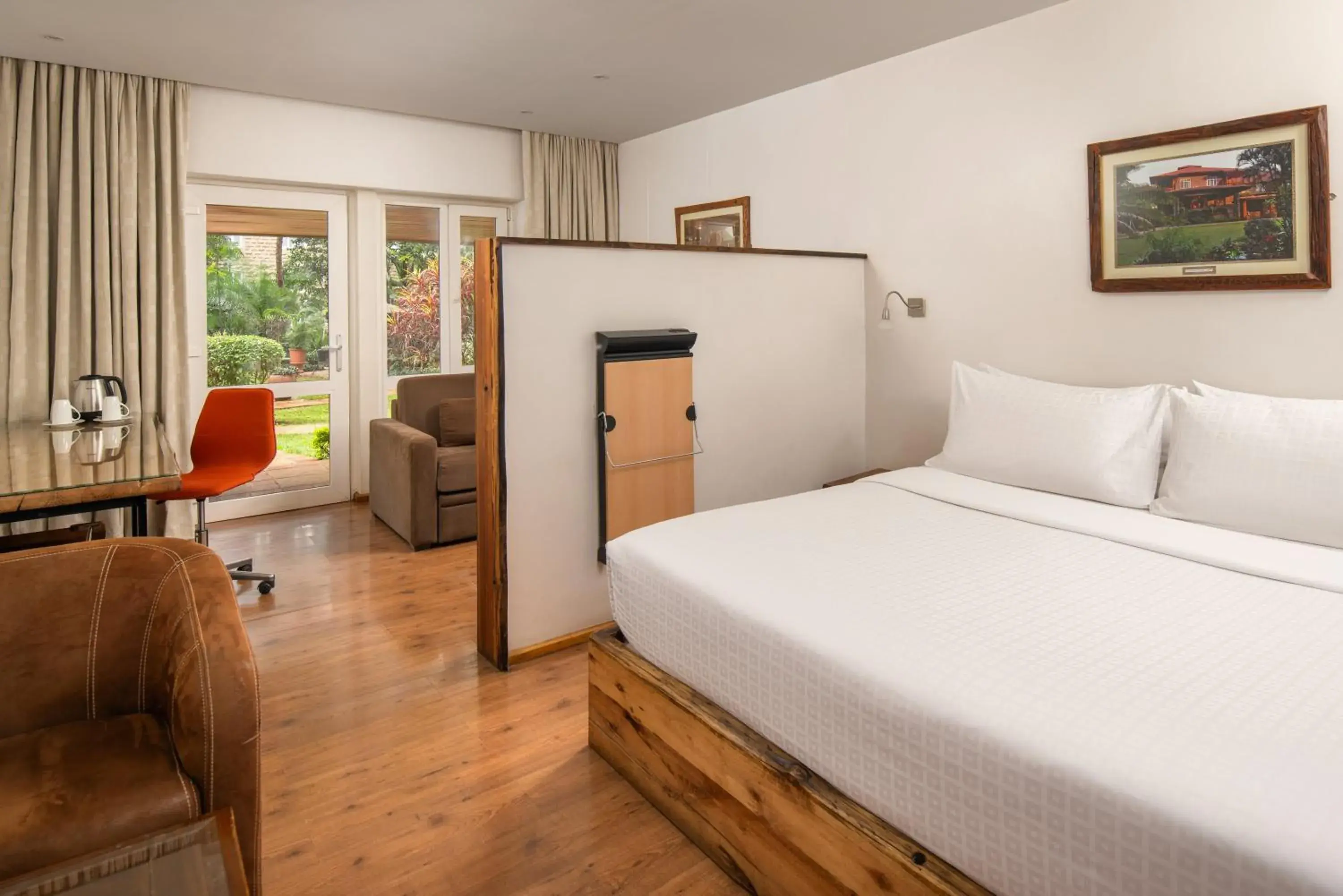 Premium King Room with Sofa Bed and Balcony in Fairview Nairobi Premium King Room with Sofa Bed and Balcony in Fairview Nairobi