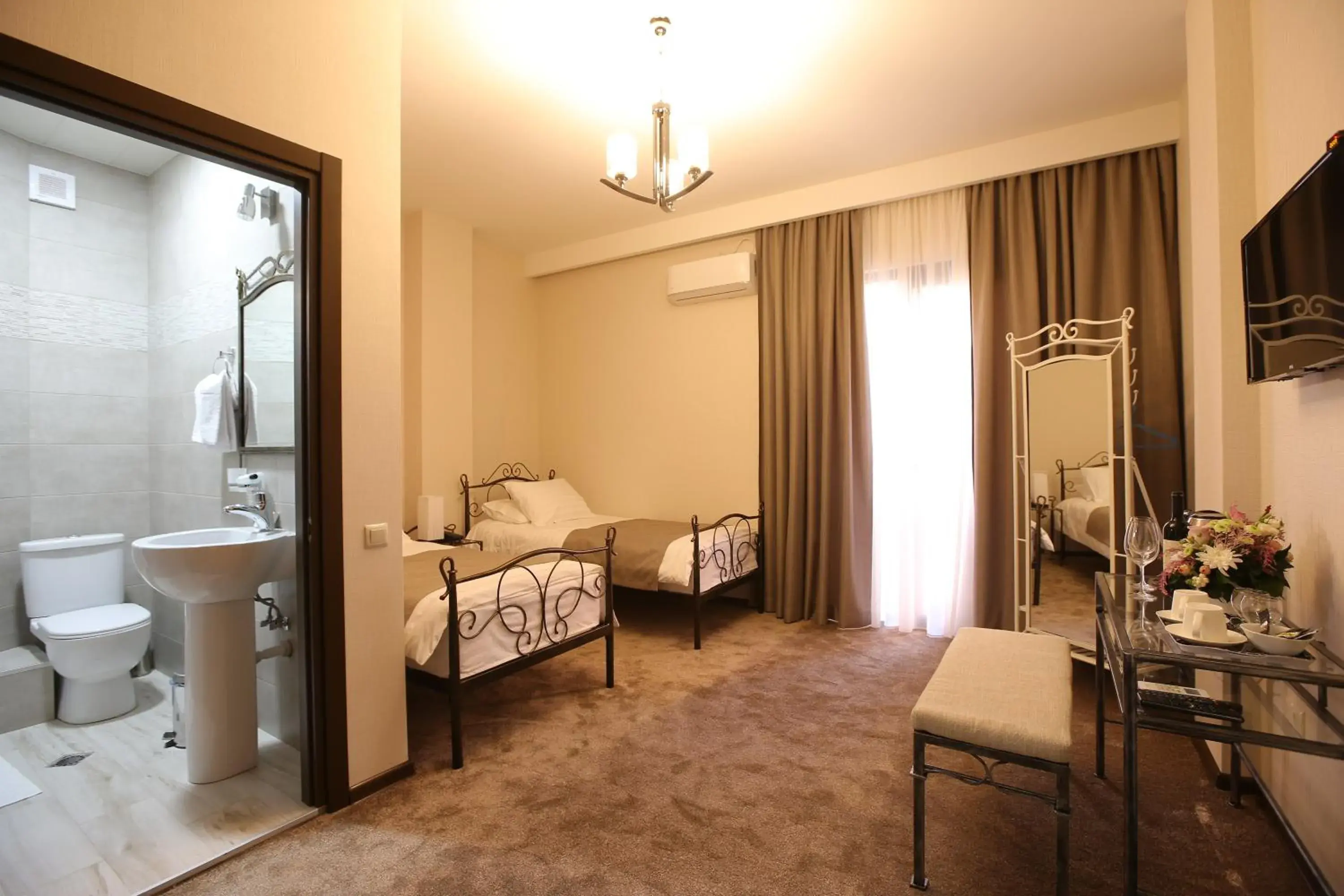 Twin Room - single occupancy in Golden Nugget Tbilisi Twin Room - single occupancy in Golden Nugget Tbilisi