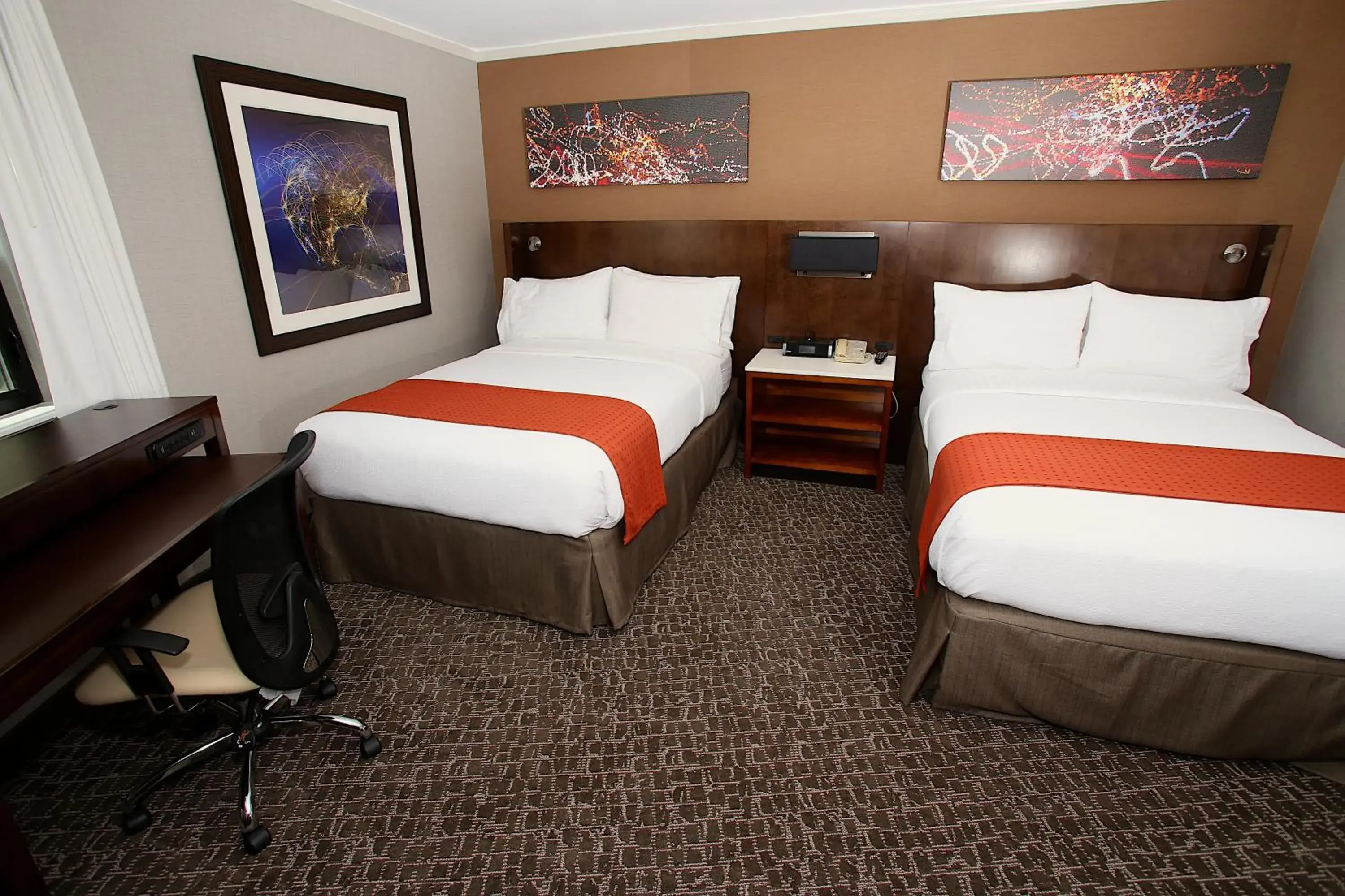 Premium Double Room with Two Double Beds in Holiday Inn Long Beach - Airport by IHG Premium Double Room with Two Double Beds in Holiday Inn Long Beach - Airport by IHG