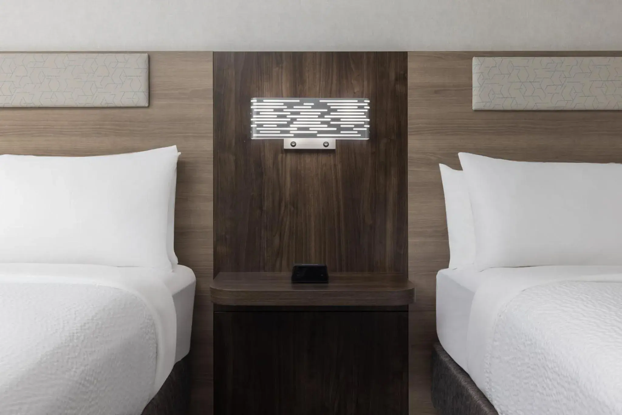 Standard Queen Room with Two Queen Beds - Communications Accessible in Holiday Inn Express & Suites Sacramento NE Cal Expo by IHG Standard Queen Room with Two Queen Beds - Communications Accessible in Holiday Inn Express & Suites Sacramento NE Cal Expo by IHG