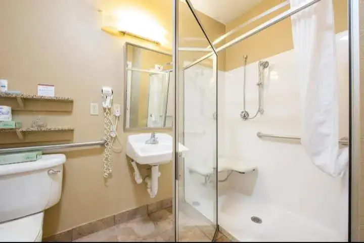 Queen Suite with Roll in Shower- Disability Access/Non-Smoking in Candlewood Suites Houston Medical Center by IHG Queen Suite with Roll in Shower- Disability Access/Non-Smoking in Candlewood Suites Houston Medical Center by IHG