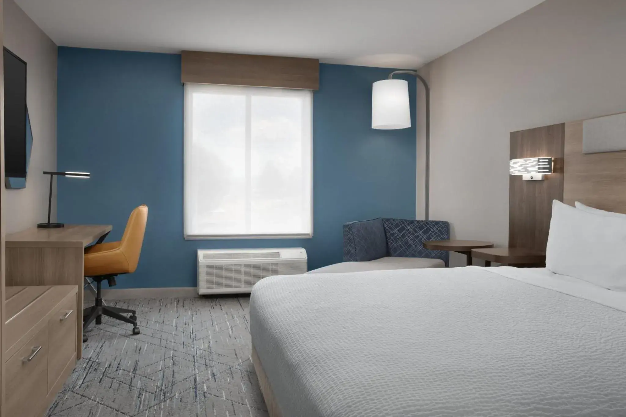 King Room - Mobility Access/Hearing Accessible in Holiday Inn Express & Suites by IHG Chambersburg by IHG King Room - Mobility Access/Hearing Accessible in Holiday Inn Express & Suites by IHG Chambersburg by IHG
