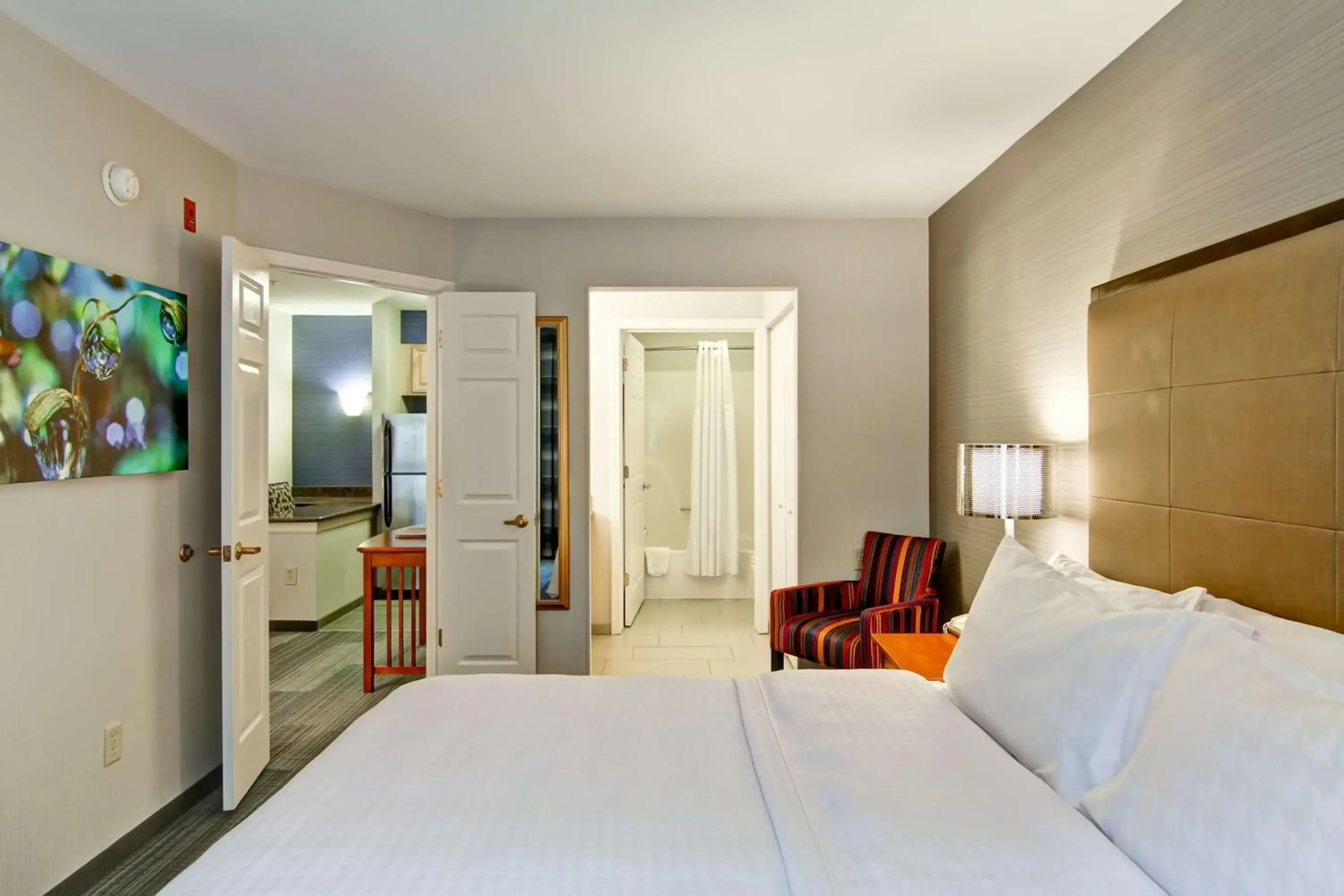 Executive King Suite with Sofa Bed - Non-Smoking in Homewood Suites by Hilton Stratford Executive King Suite with Sofa Bed - Non-Smoking in Homewood Suites by Hilton Stratford