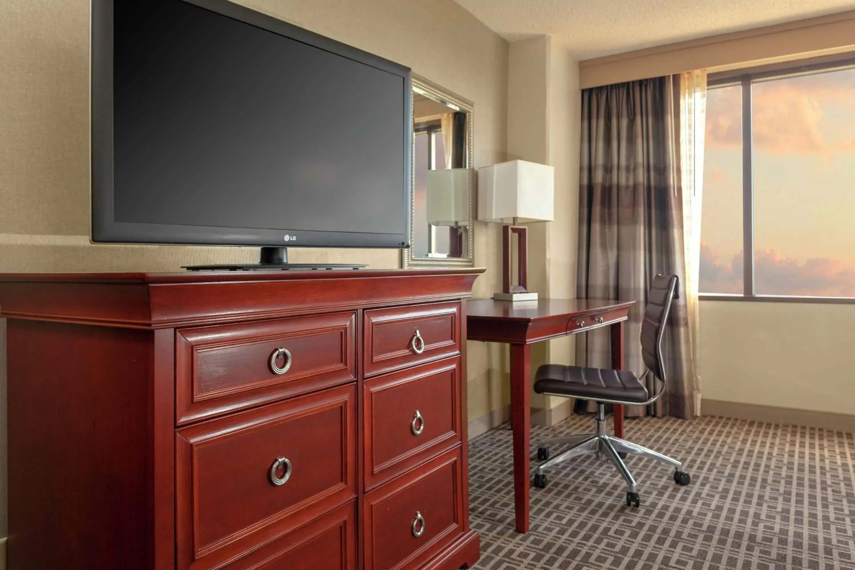 King Room in DoubleTree by Hilton Kansas City - Overland Park King Room in DoubleTree by Hilton Kansas City - Overland Park