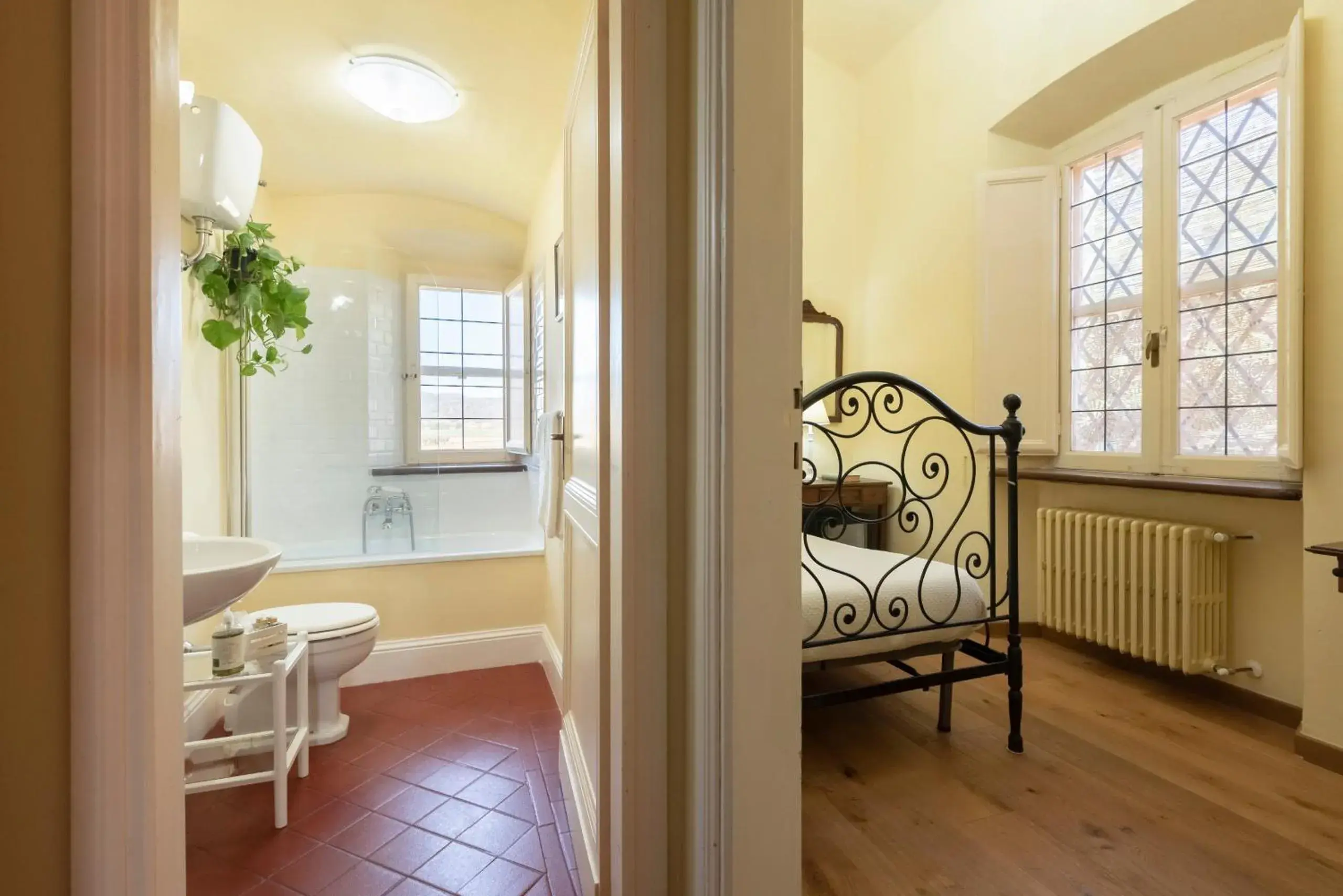 Superior Single Room in Fattoria Pian Di Rocca Superior Single Room in Fattoria Pian Di Rocca