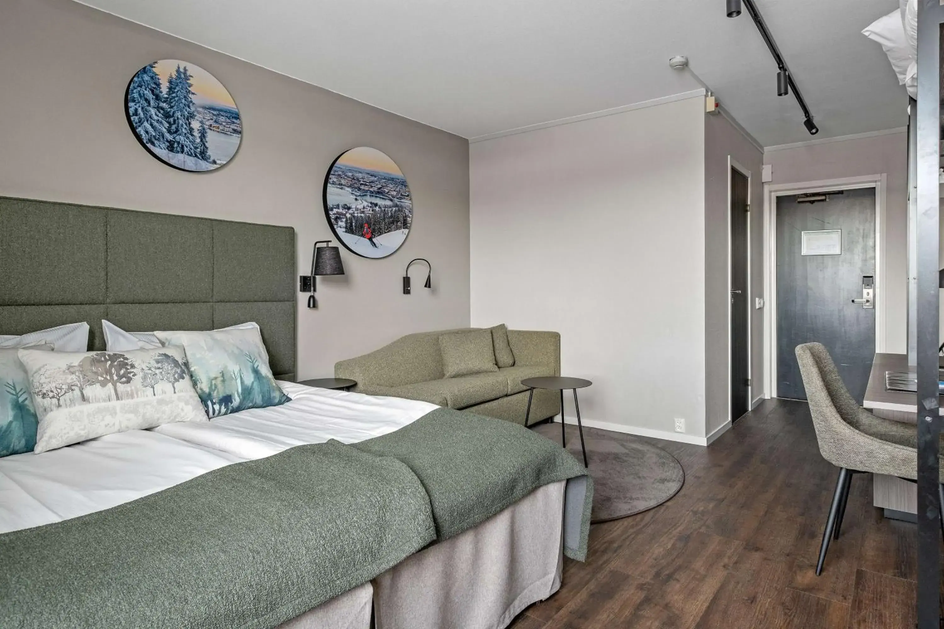 Queen Room with Sofa Bed in Best Western Hotell Ett Queen Room with Sofa Bed in Best Western Hotell Ett