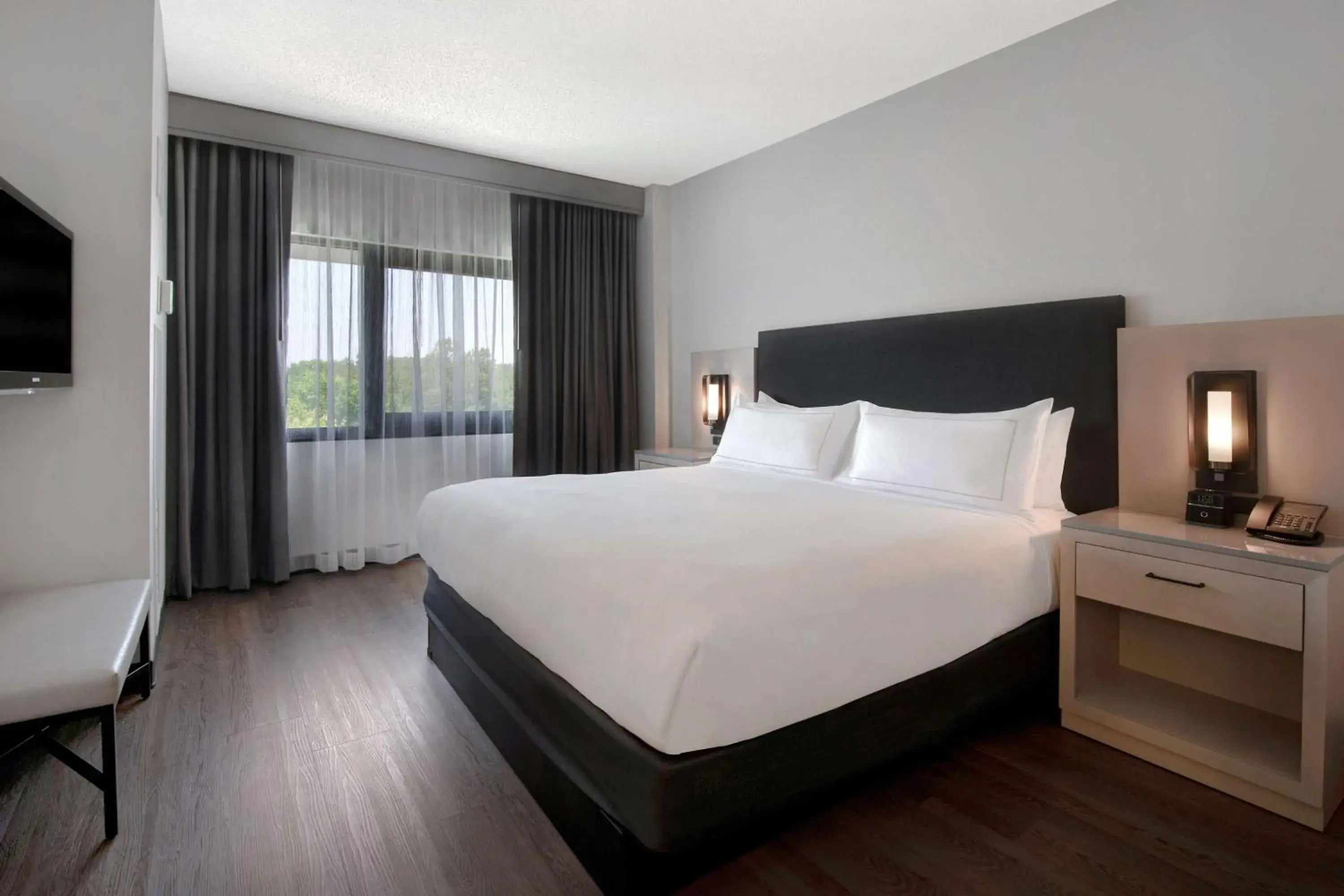 Two-Bedroom Suite - Non-Smoking in DoubleTree Suites by Hilton Raleigh-Durham Two-Bedroom Suite - Non-Smoking in DoubleTree Suites by Hilton Raleigh-Durham