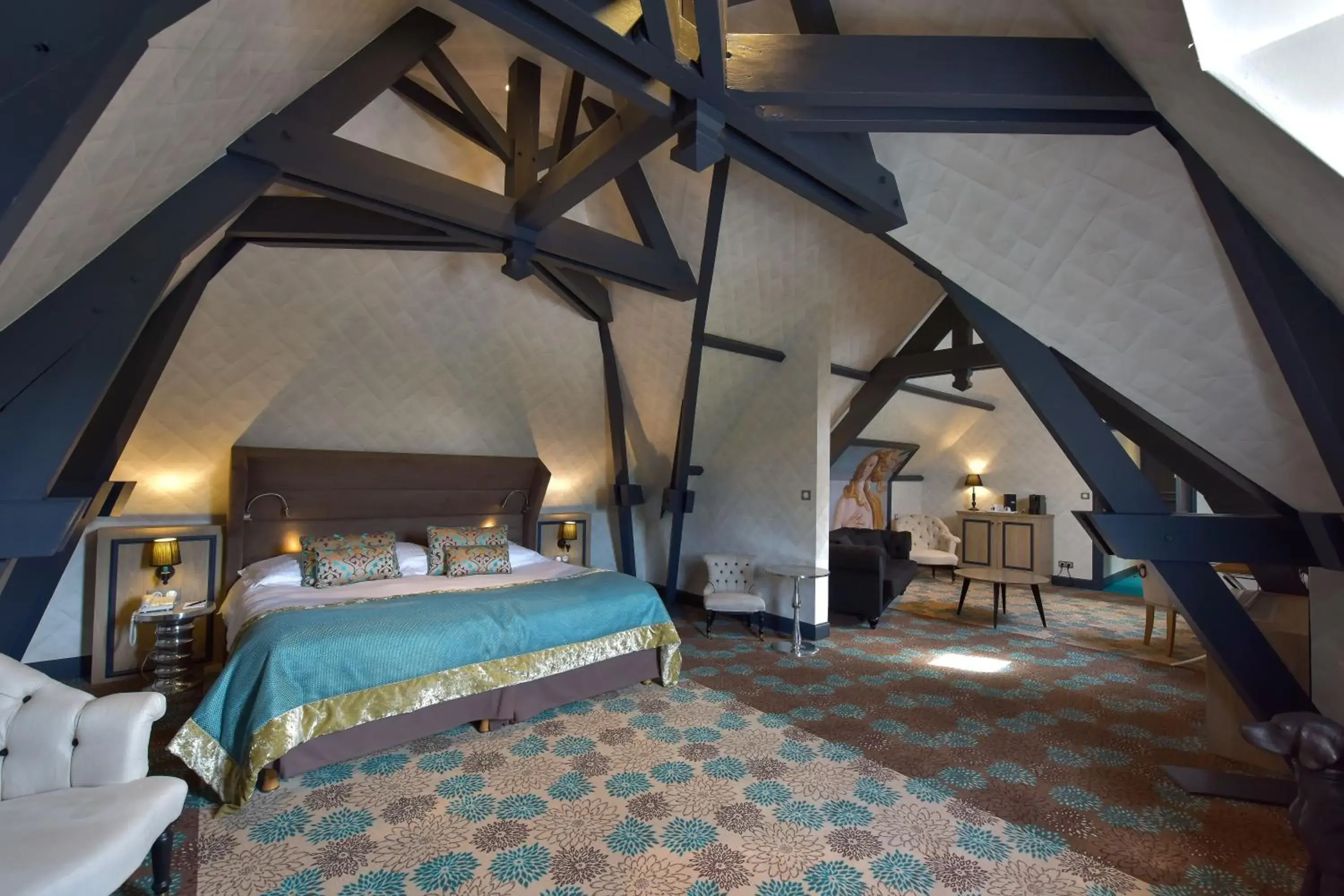 Deluxe Suite in Hôtel Golf Château de Chailly Deluxe Suite in Hôtel Golf Château de Chailly