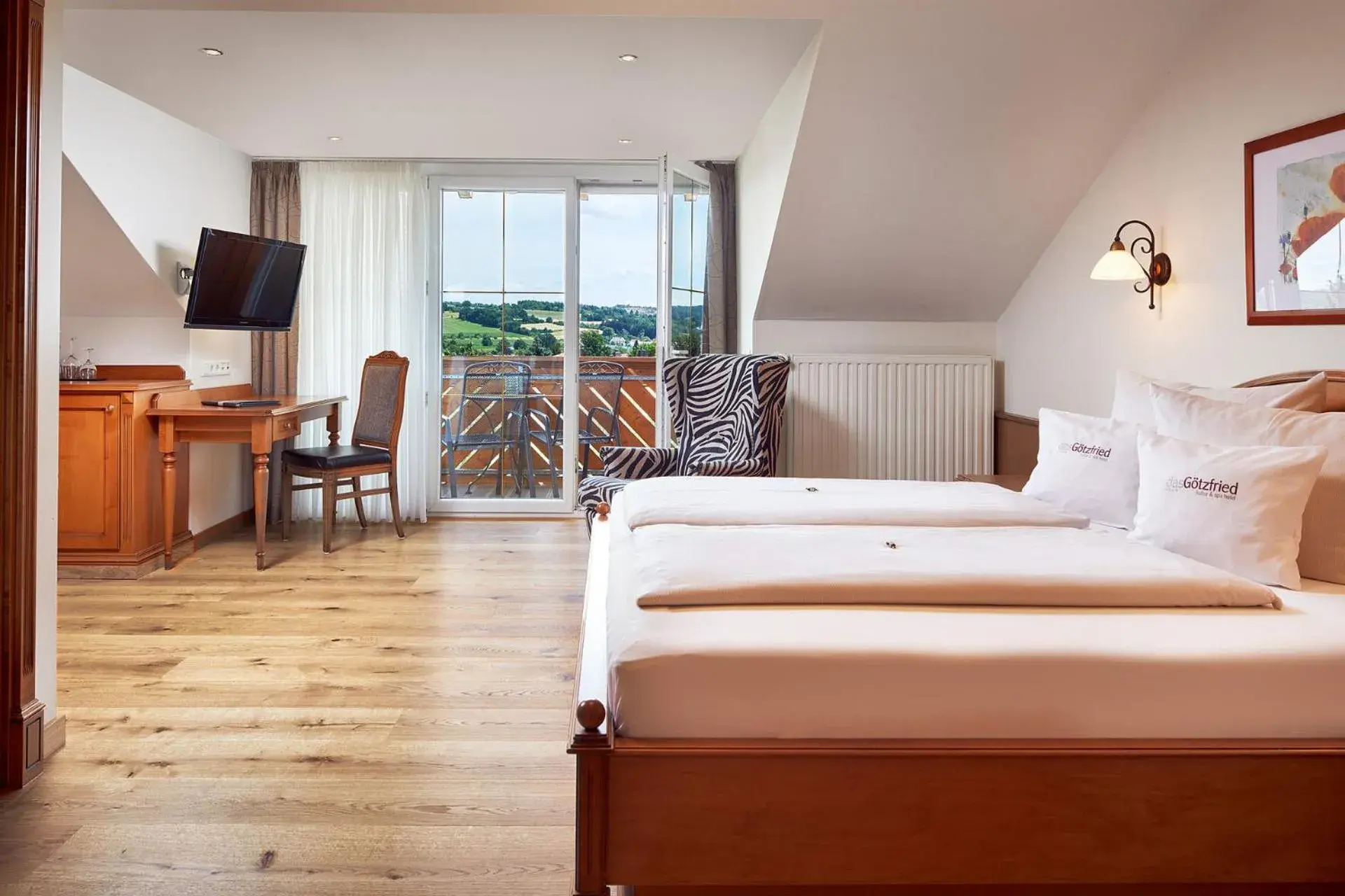 Double Room with Garden View - single occupancy in Garden & SPA Hotel Das Götzfried Double Room with Garden View - single occupancy in Garden & SPA Hotel Das Götzfried