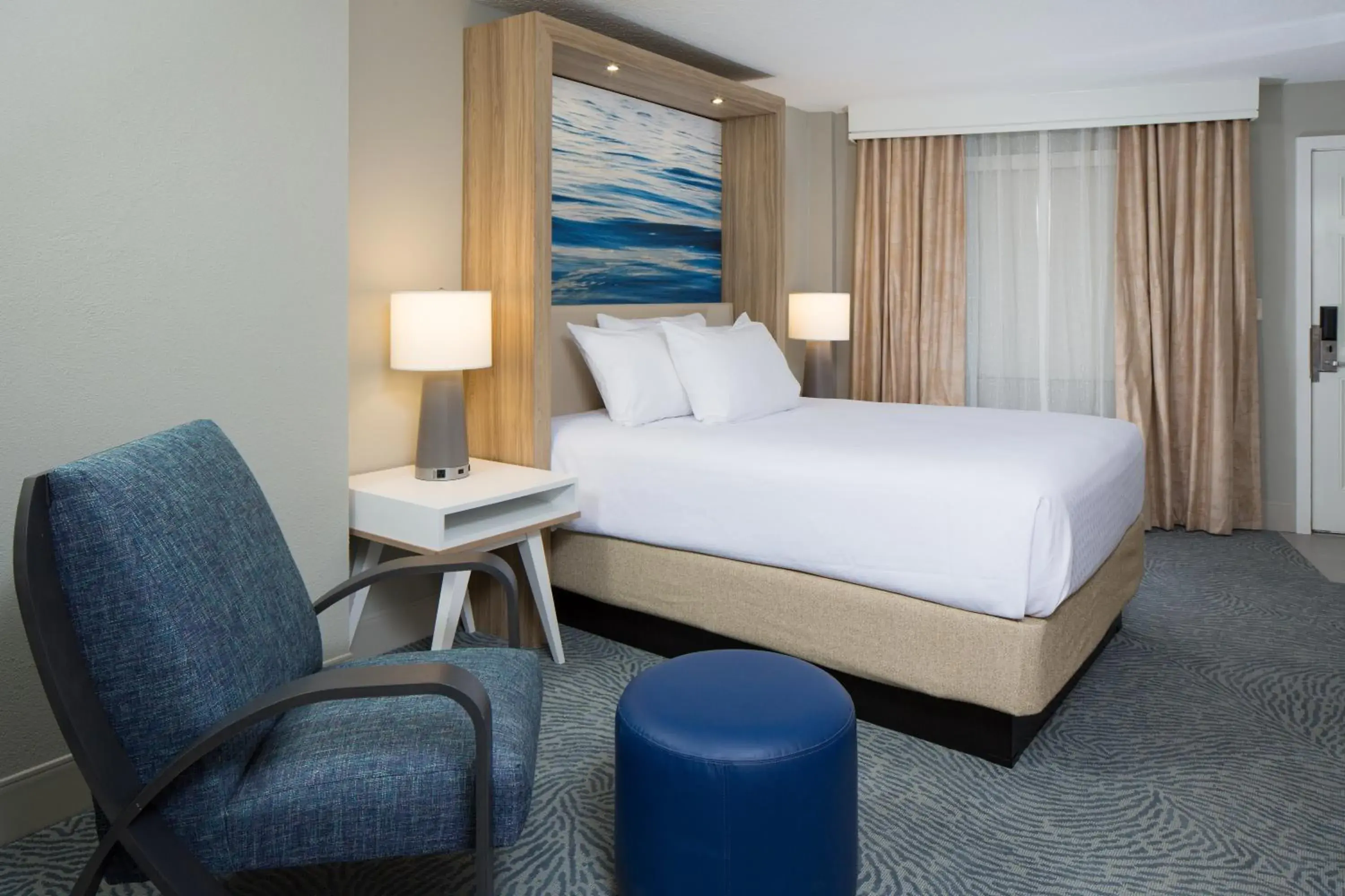 Standard Room in Crowne Plaza Melbourne-Oceanfront by IHG Standard Room in Crowne Plaza Melbourne-Oceanfront by IHG