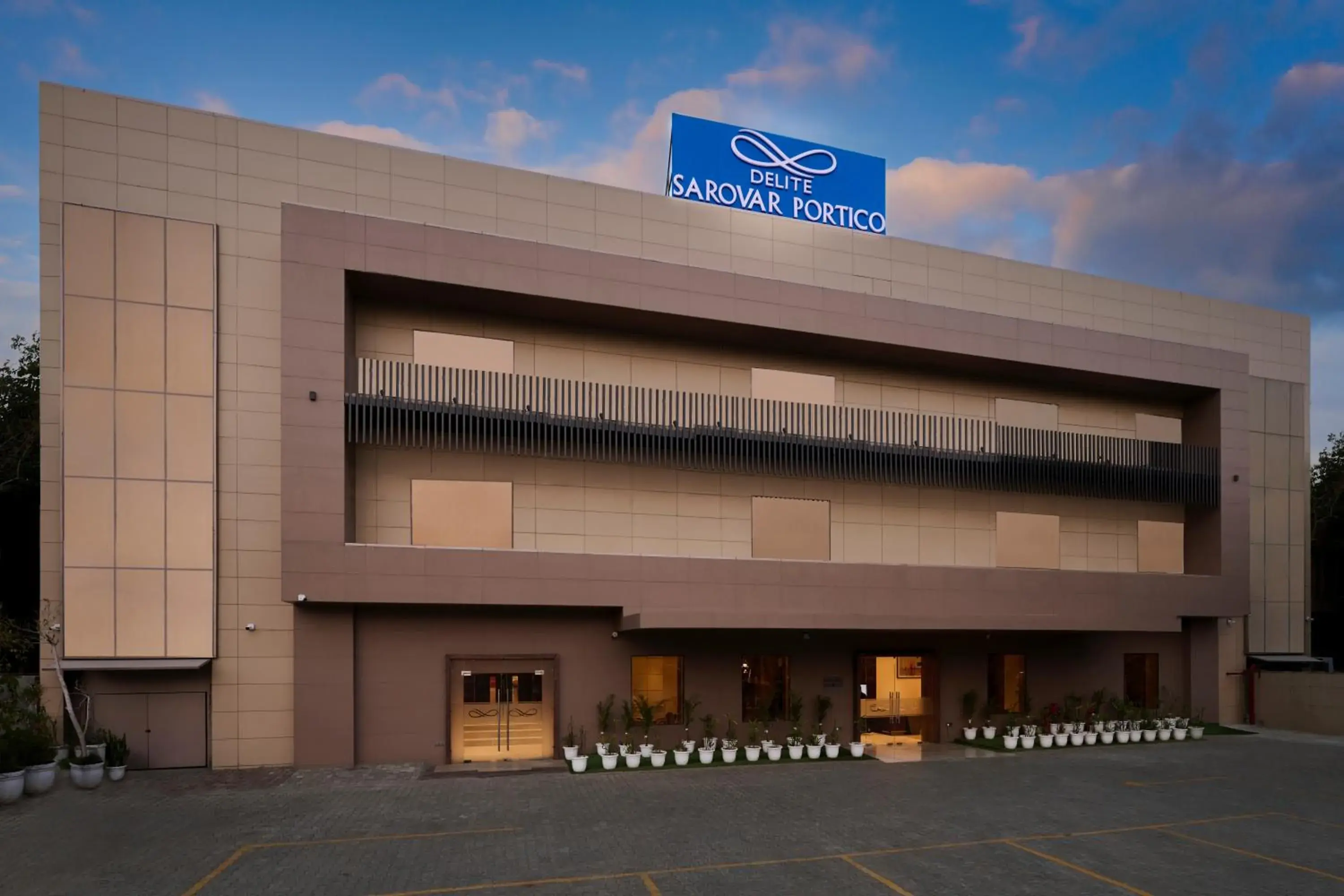 Delite Sarovar Portico Faridabad Delite Sarovar Portico Faridabad