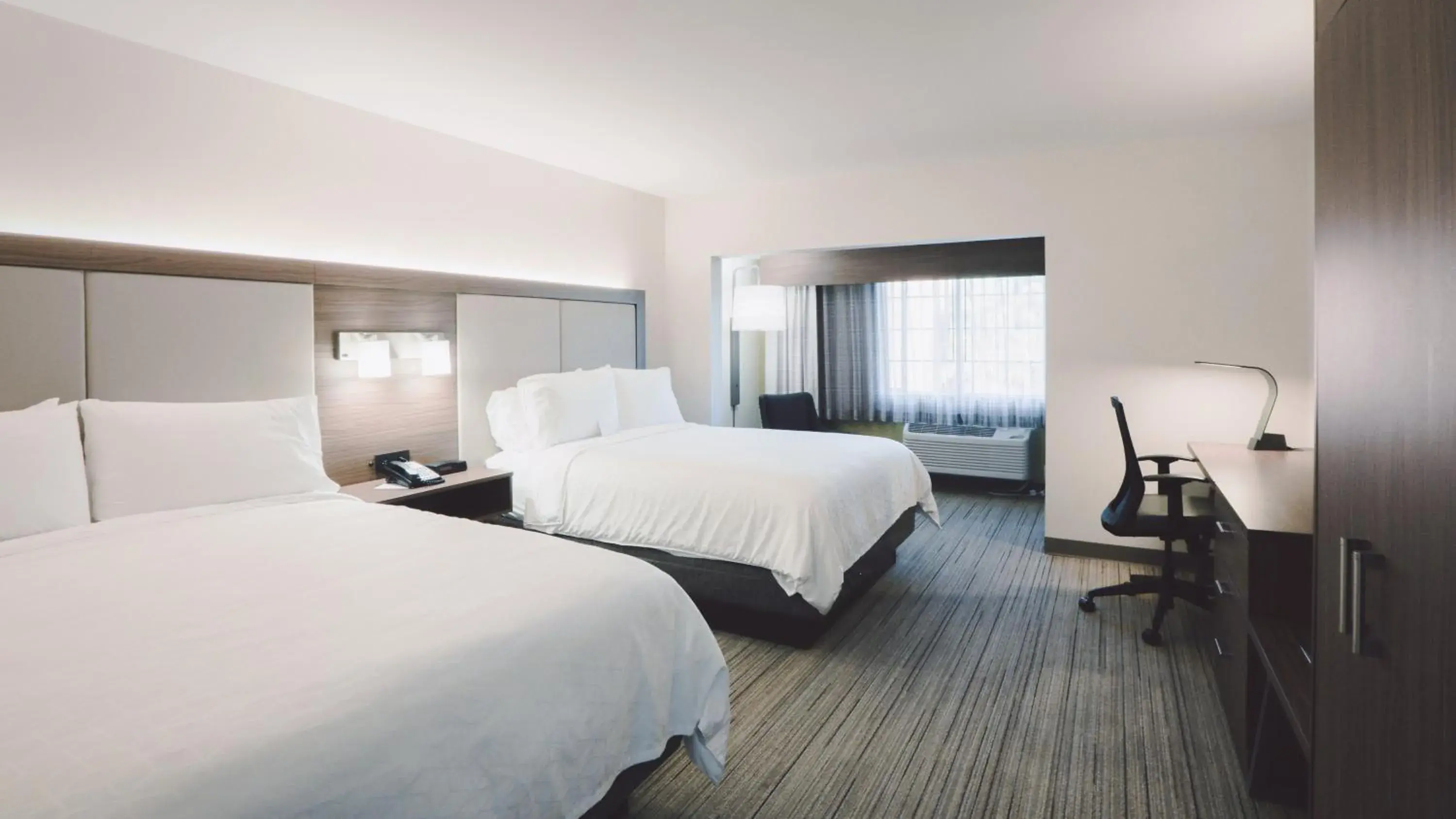 Standard Room with Two Queen Beds in Holiday Inn Express Lompoc by IHG Standard Room with Two Queen Beds in Holiday Inn Express Lompoc by IHG