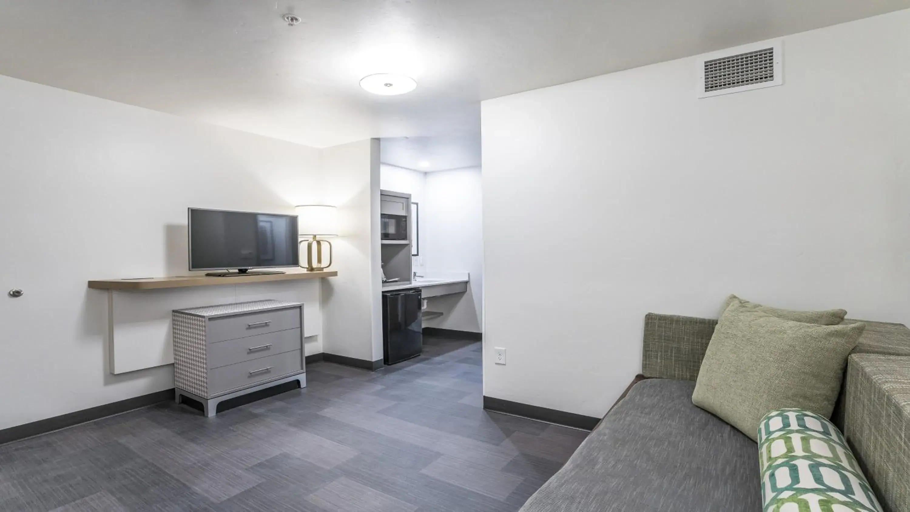 One-Bedroom King Suite in Holiday Inn Steamboat Springs by IHG One-Bedroom King Suite in Holiday Inn Steamboat Springs by IHG