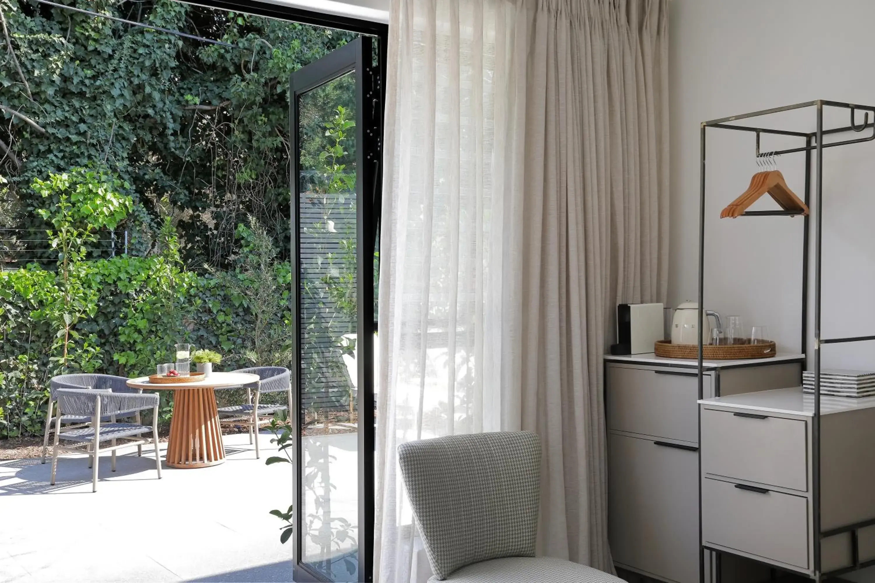 Garden Suite with patio - single occupancy in Twice Central Guest House Garden Suite with patio - single occupancy in Twice Central Guest House