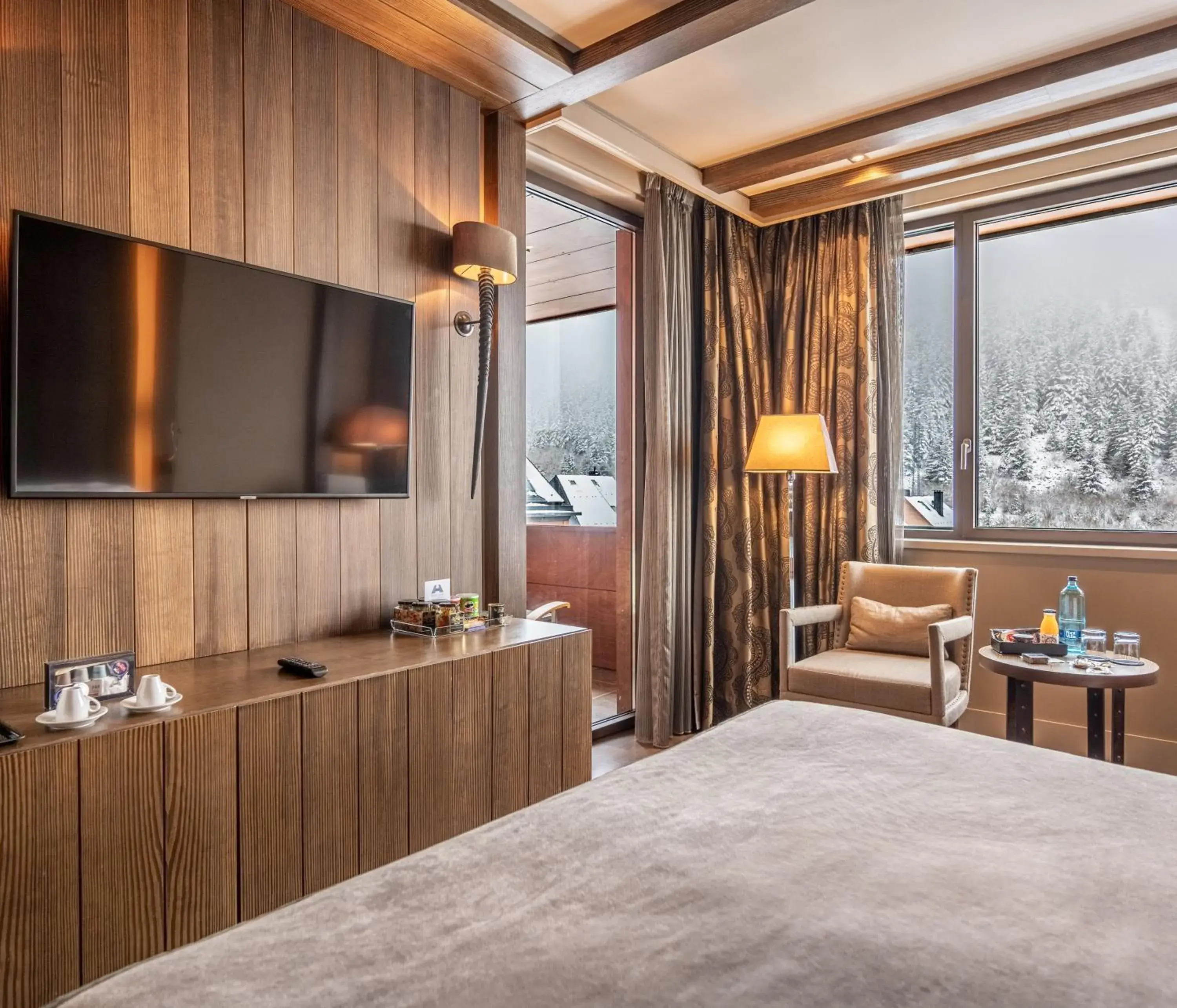 Superior with Balcony in Hotel Val de Neu G.L. Superior with Balcony in Hotel Val de Neu G.L.