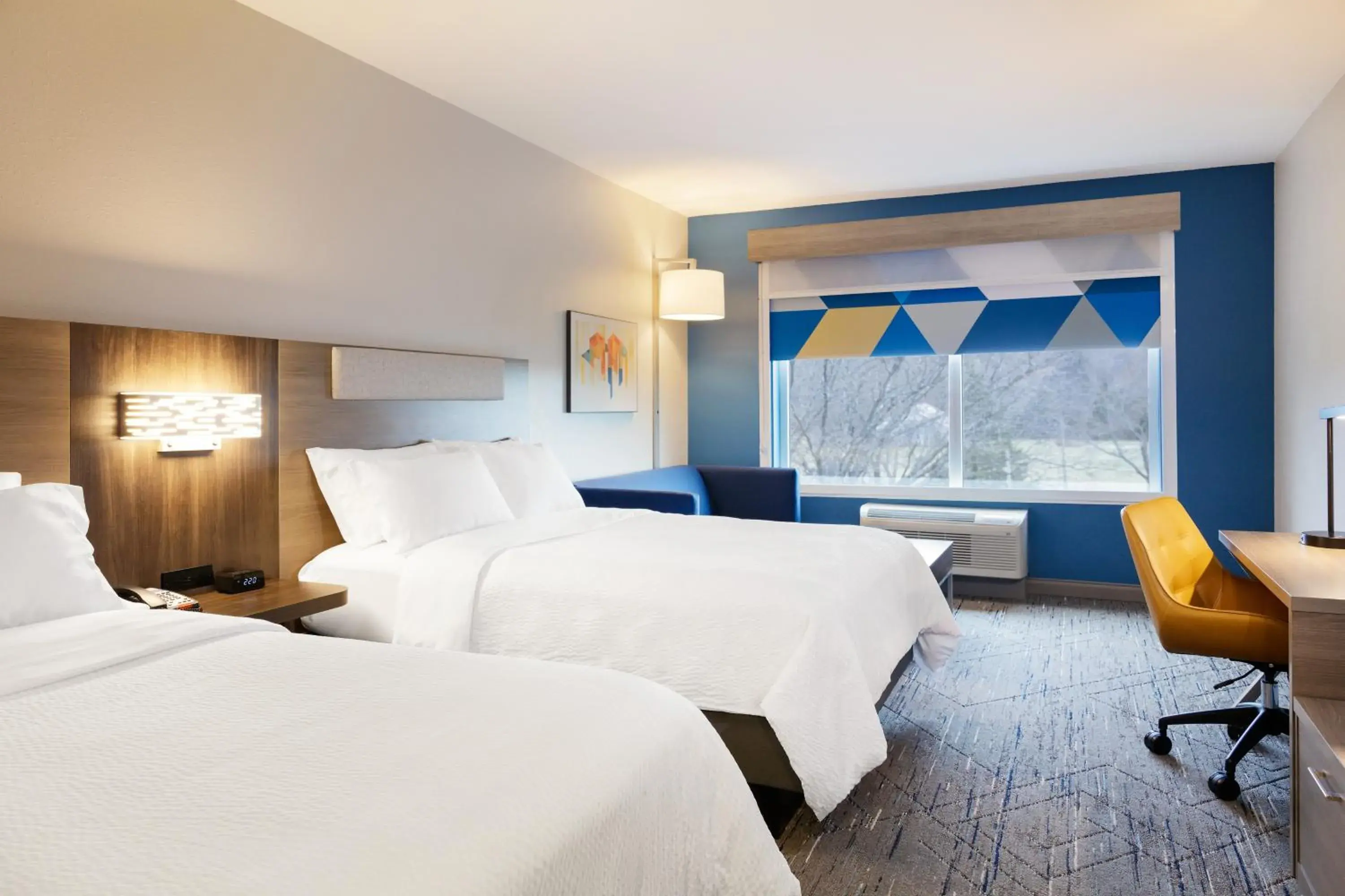 Standard Queen Room with Two Queen Beds - Communications Accessible in Holiday Inn Express Layton - I-15 by IHG Standard Queen Room with Two Queen Beds - Communications Accessible in Holiday Inn Express Layton - I-15 by IHG