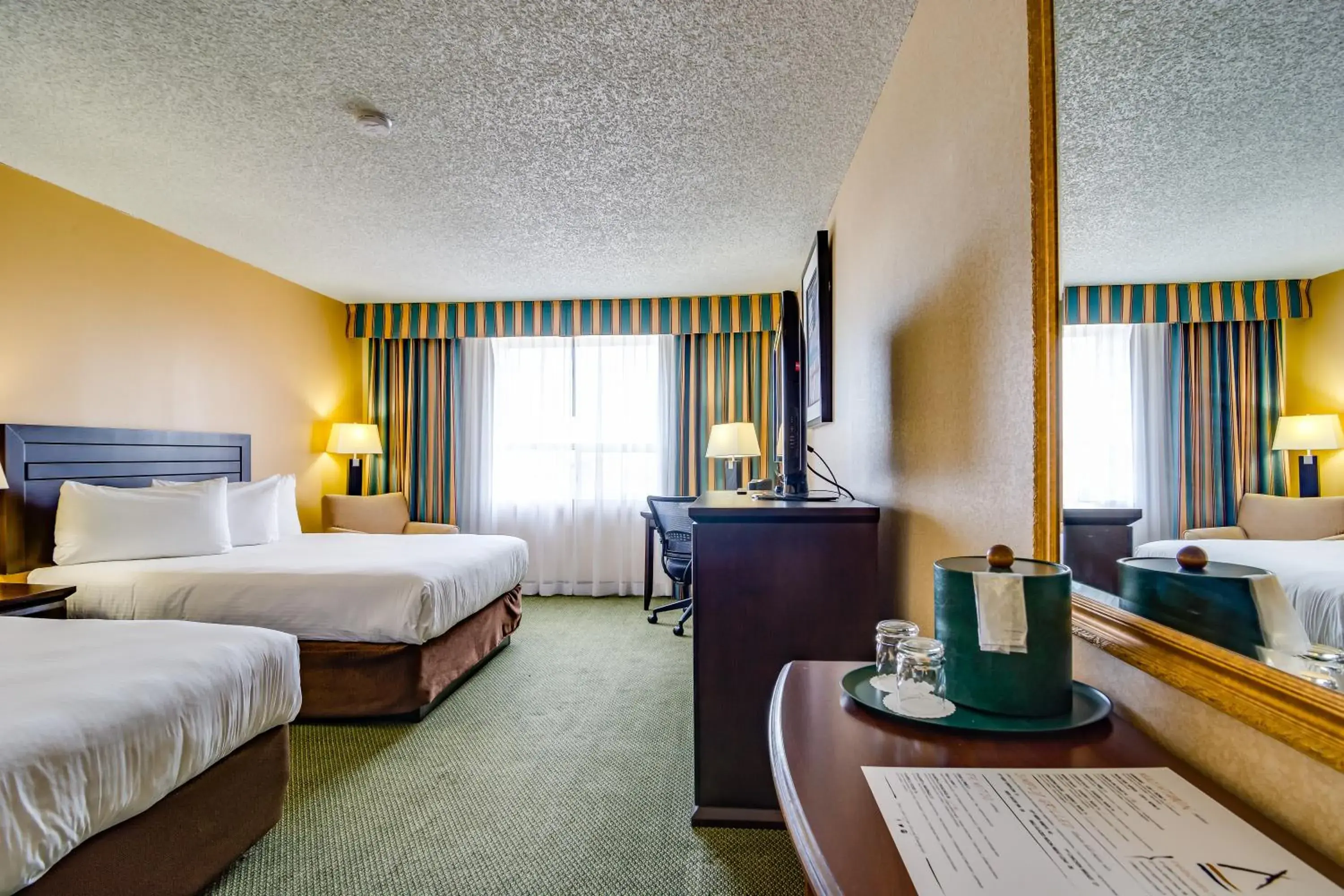 Standard Queen Room with Two Queen Beds in Sawridge Inn and Conference Centre Edmonton South Standard Queen Room with Two Queen Beds in Sawridge Inn and Conference Centre Edmonton South