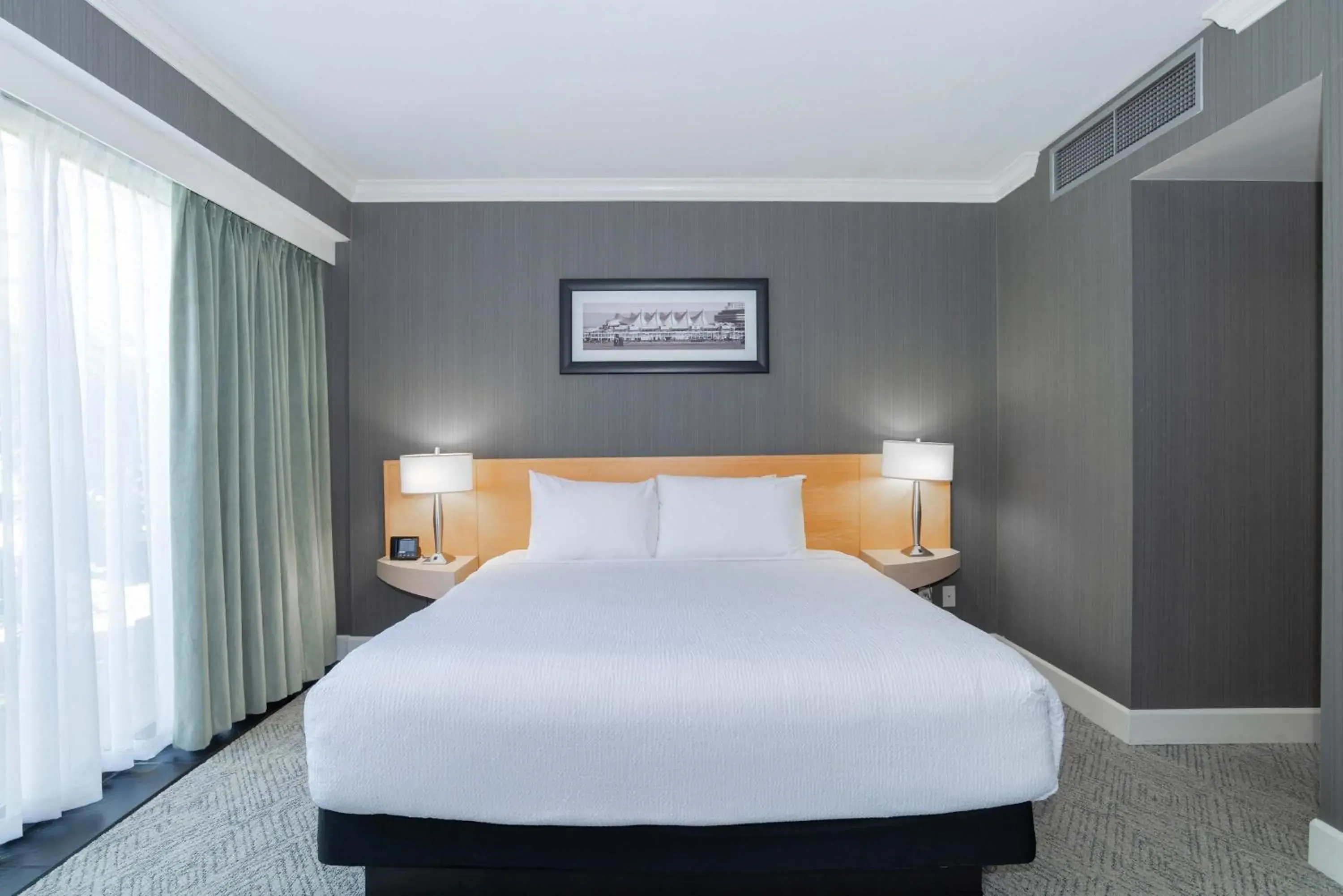 Studio Suite, 1 King Bed, Single Bed, Sofa Bed, Kitchenette in Sandman Signature Vancouver Airport Hotel & Resort Studio Suite, 1 King Bed, Single Bed, Sofa Bed, Kitchenette in Sandman Signature Vancouver Airport Hotel & Resort