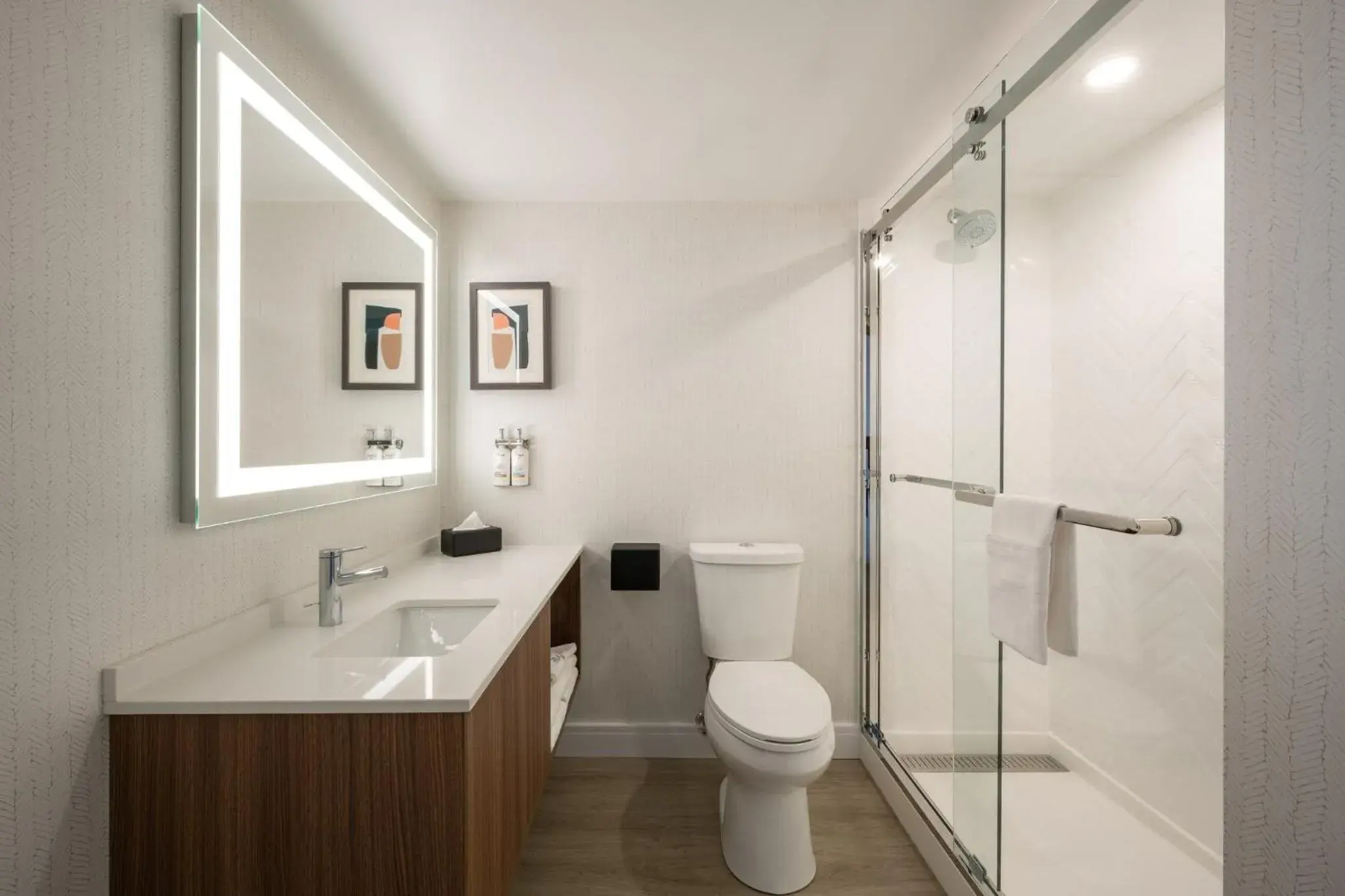 Standard King Room with Sofa Bed in Holiday Inn & Suites Winnipeg Downtown by IHG Standard King Room with Sofa Bed in Holiday Inn & Suites Winnipeg Downtown by IHG