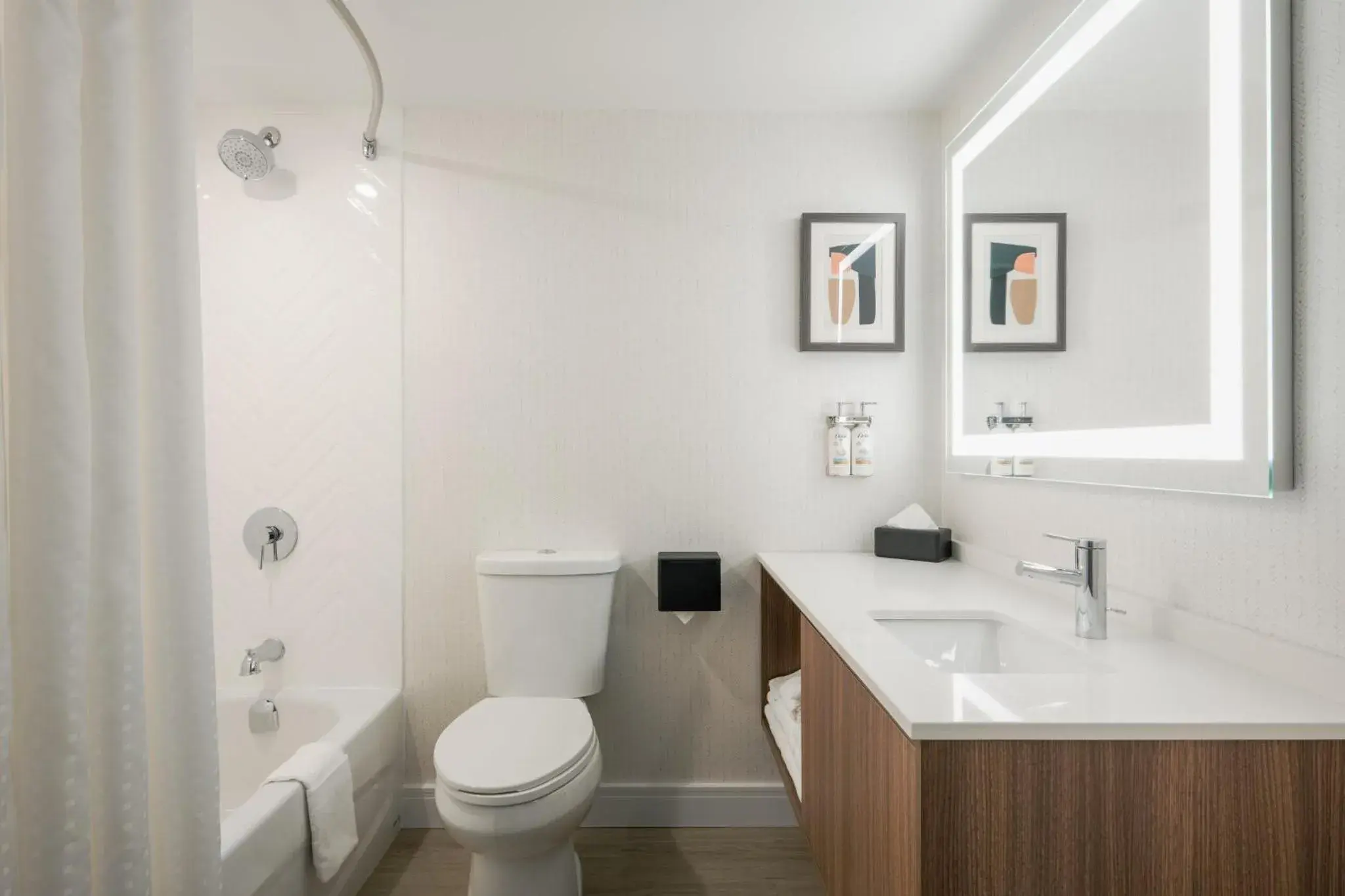 Standard Room with Two Queen Beds in Holiday Inn & Suites Winnipeg Downtown by IHG Standard Room with Two Queen Beds in Holiday Inn & Suites Winnipeg Downtown by IHG