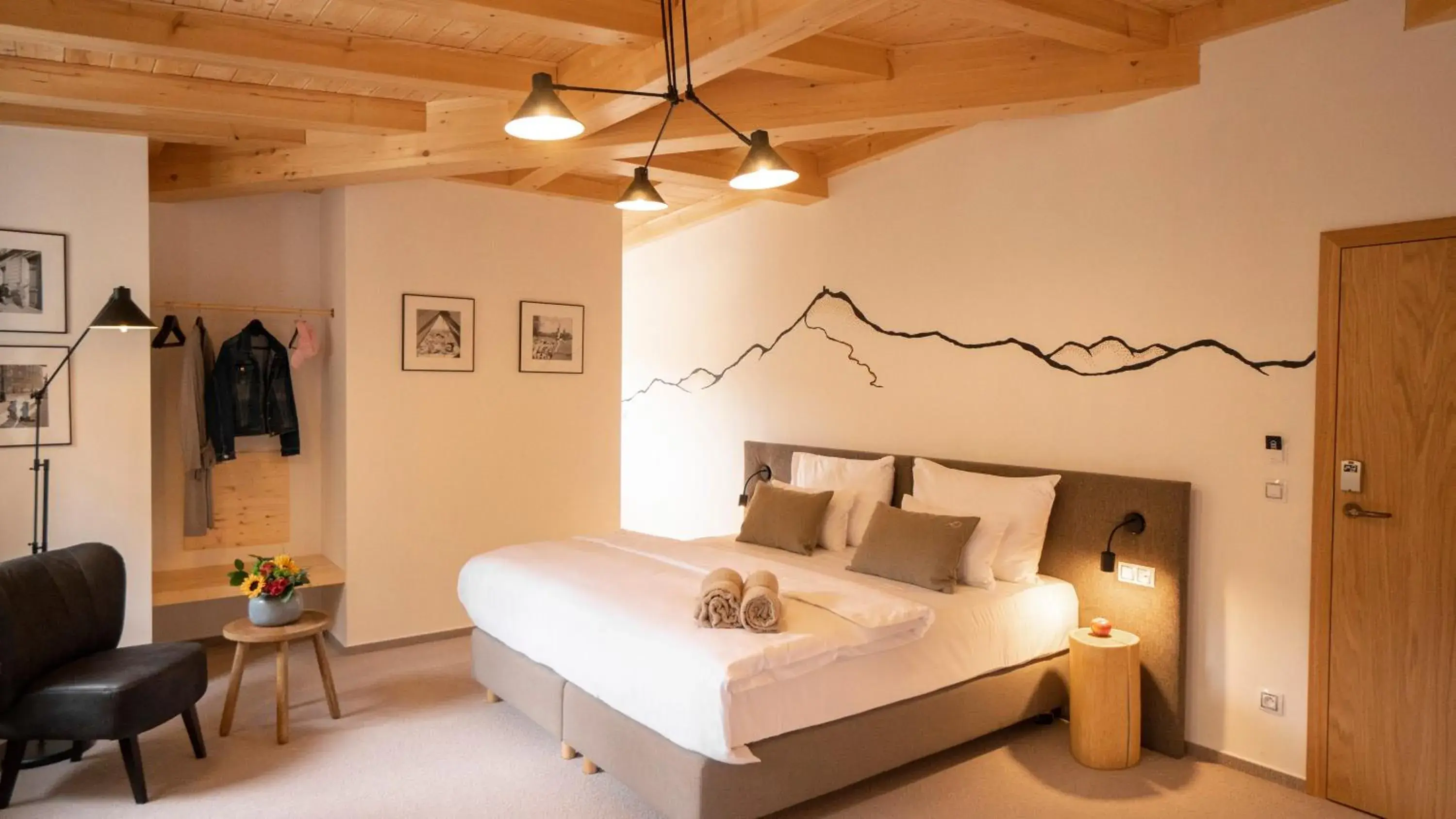 Deluxe Double or Twin Room in Boutique Hotel Soyka Deluxe Double or Twin Room in Boutique Hotel Soyka