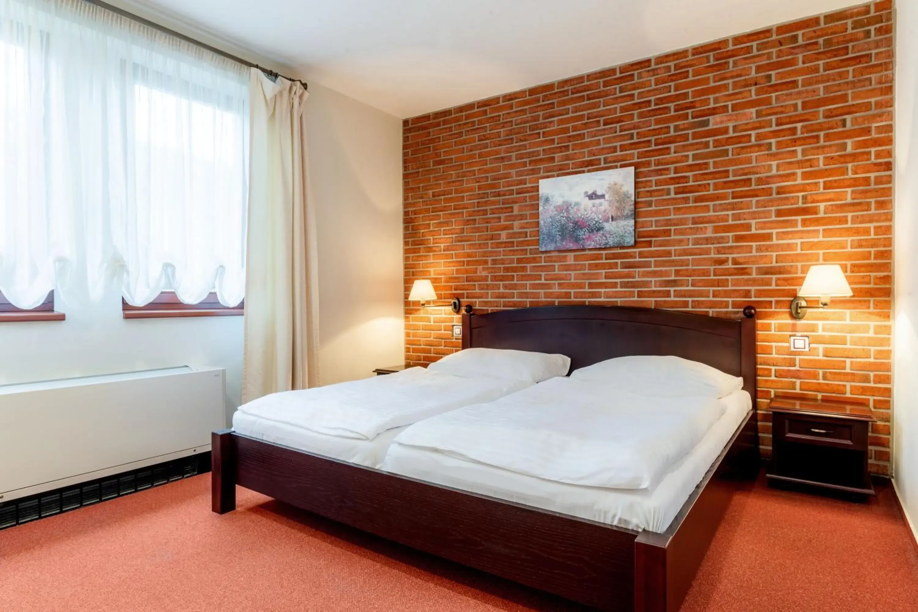 Deluxe Double Room with Bath in Hotel Purkmistr Deluxe Double Room with Bath in Hotel Purkmistr