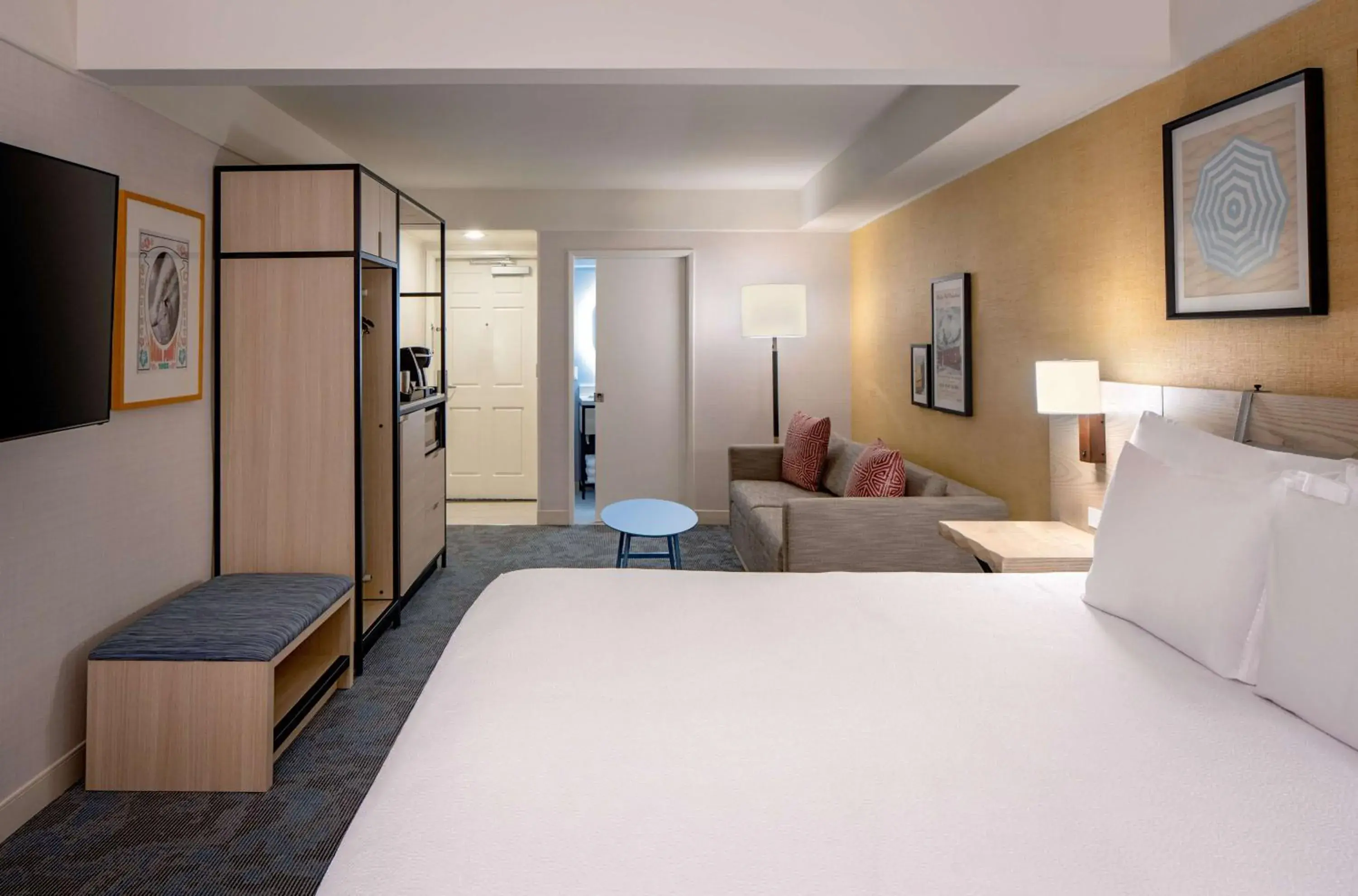 King Room with Sofa Bed in DoubleTree Suites by Hilton Doheny Beach King Room with Sofa Bed in DoubleTree Suites by Hilton Doheny Beach