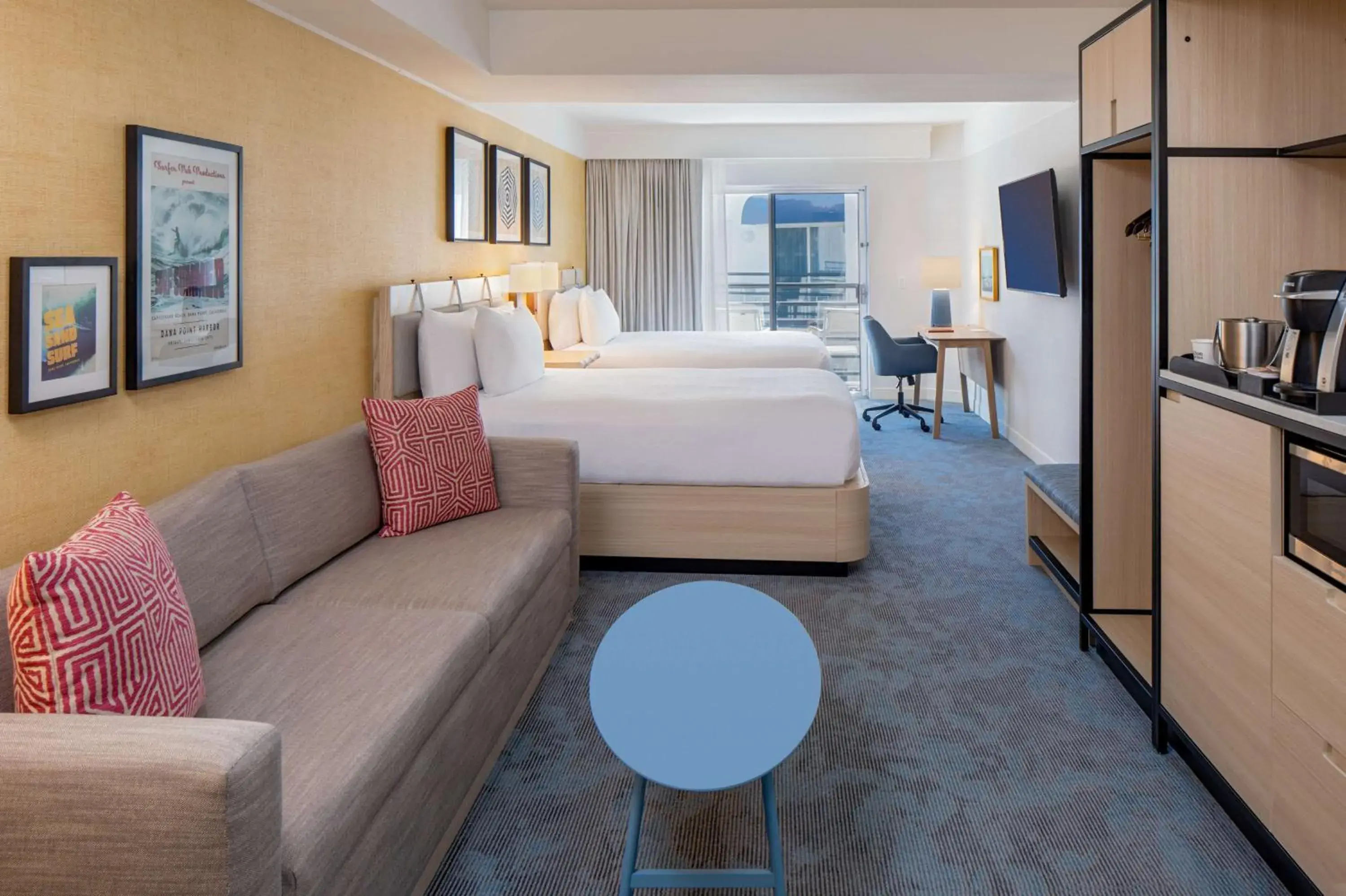 Queen Studio Suite with Two Queen Beds and Sofa Bed - Balcony or Patio in DoubleTree Suites by Hilton Doheny Beach Queen Studio Suite with Two Queen Beds and Sofa Bed - Balcony or Patio in DoubleTree Suites by Hilton Doheny Beach