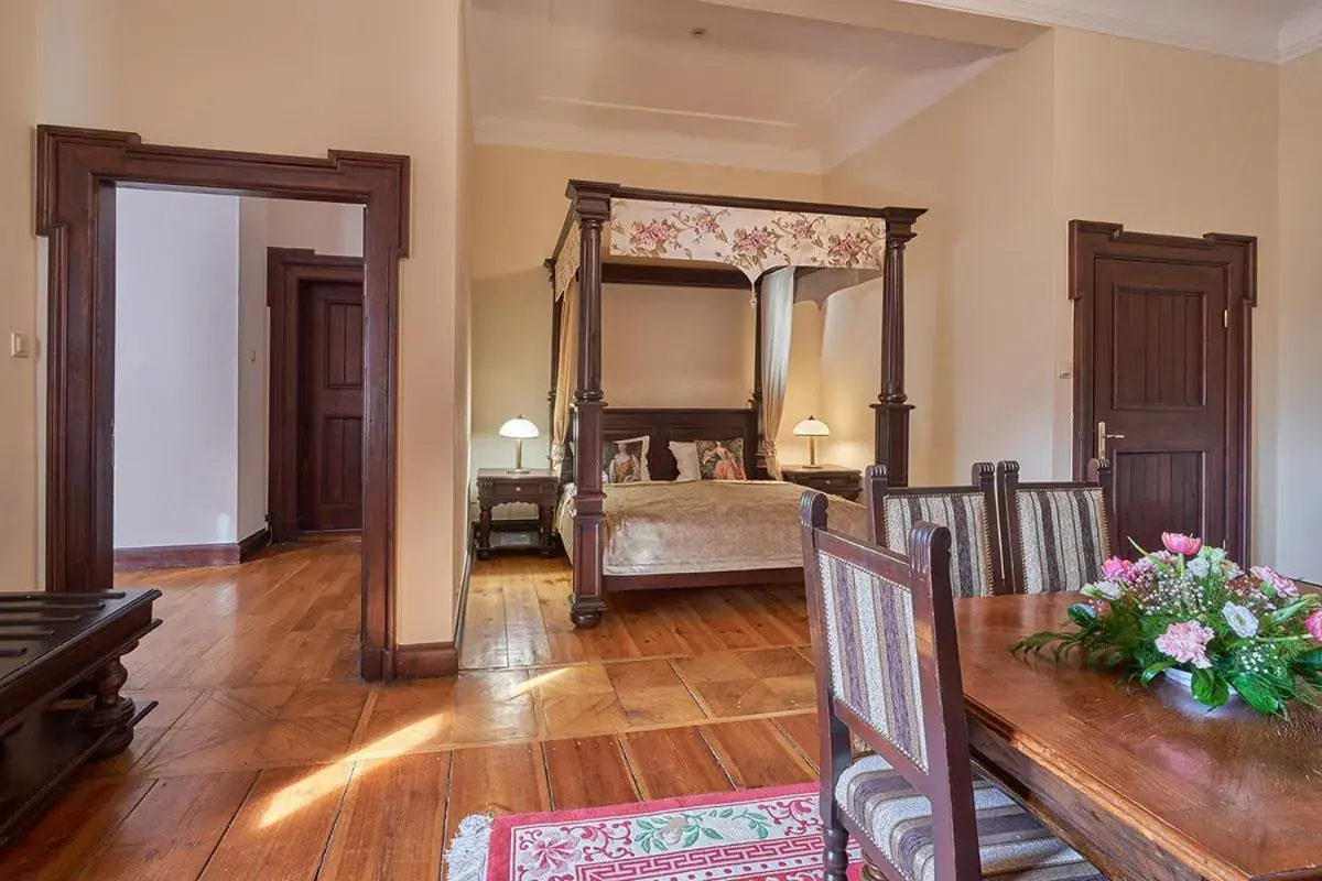 King Apartment in Zamek Kliczków King Apartment in Zamek Kliczków