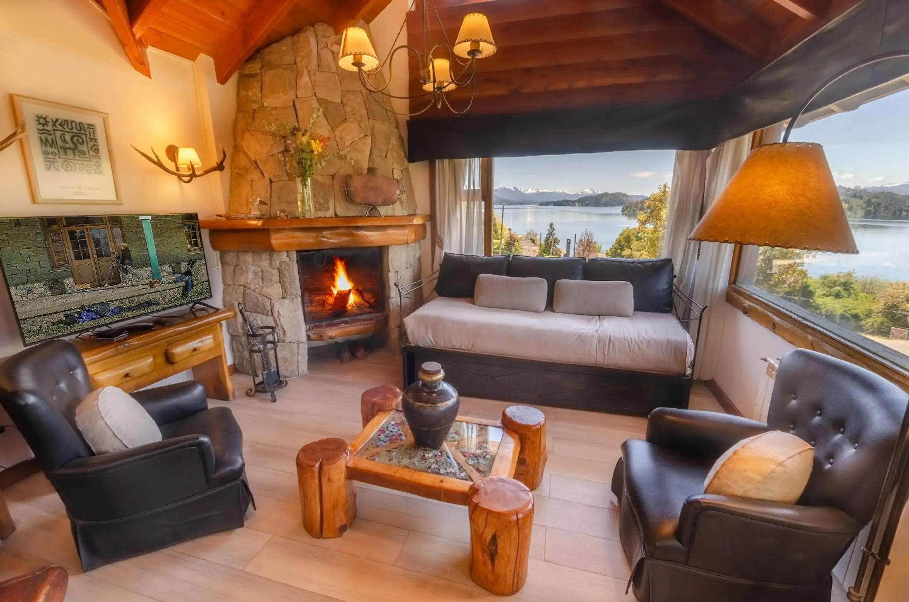 Apartment with Lake View in Nido del Cóndor Hotel & Spa Apartment with Lake View in Nido del Cóndor Hotel & Spa