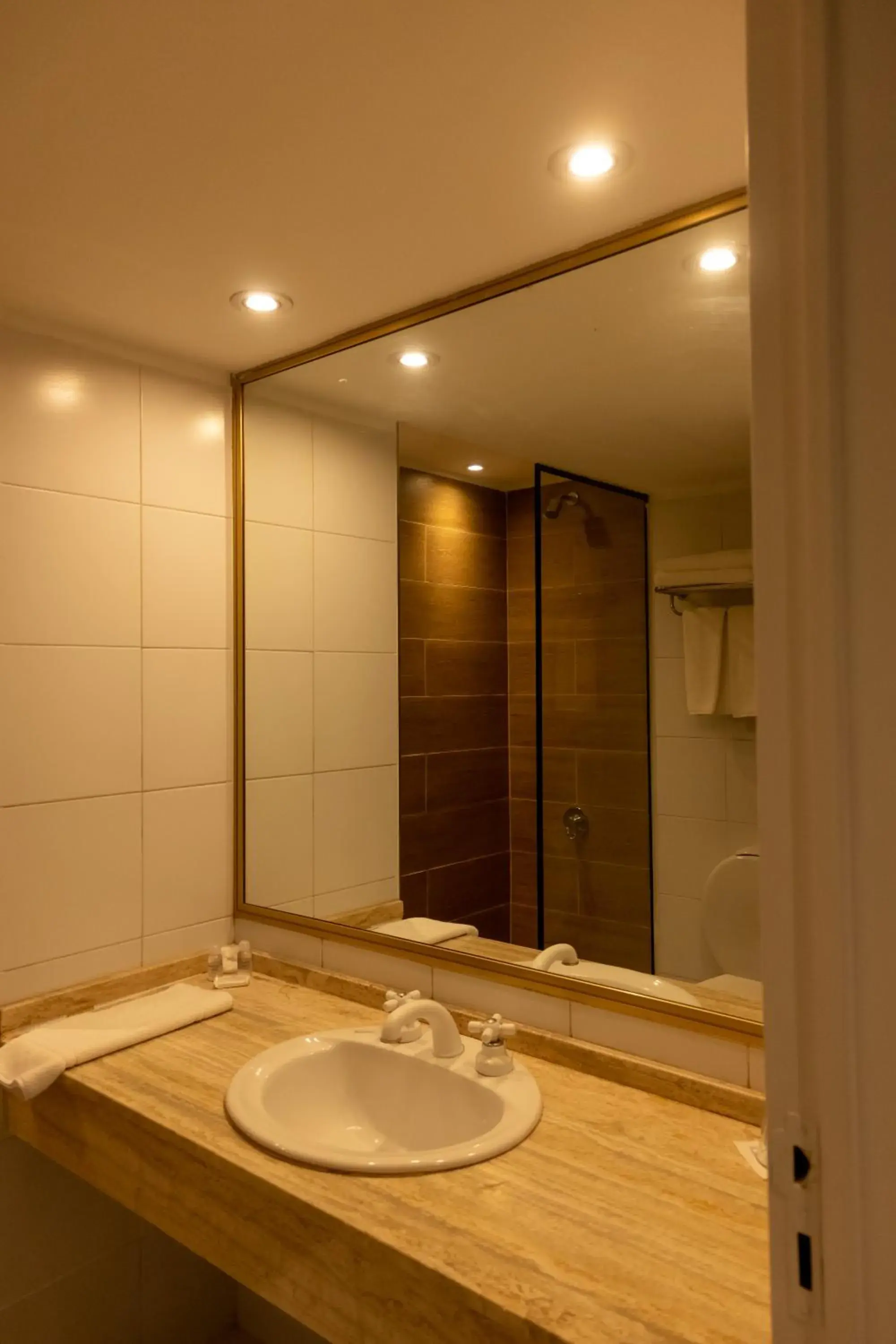 Quadruple Room in Up América Plaza Quadruple Room in Up América Plaza