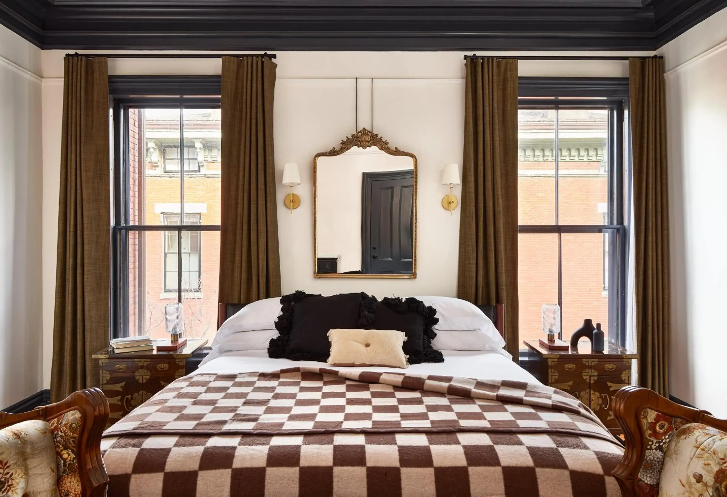 Acadie in Blind Tiger Portland - Carleton Street Guest House Acadie in Blind Tiger Portland - Carleton Street Guest House