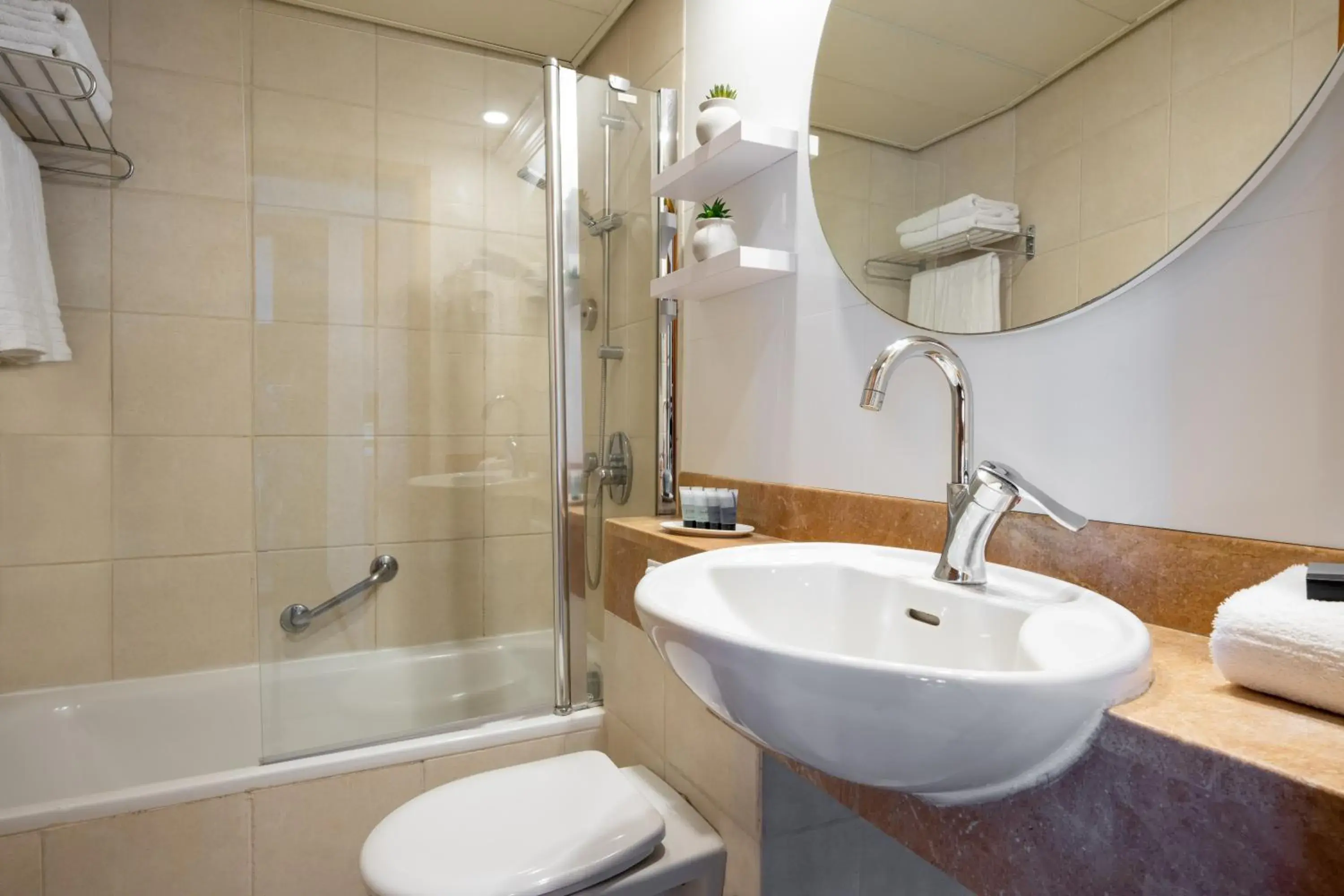 Standard Double Room with Sea View in Maxim Design Hotel 3 Star Superior Standard Double Room with Sea View in Maxim Design Hotel 3 Star Superior