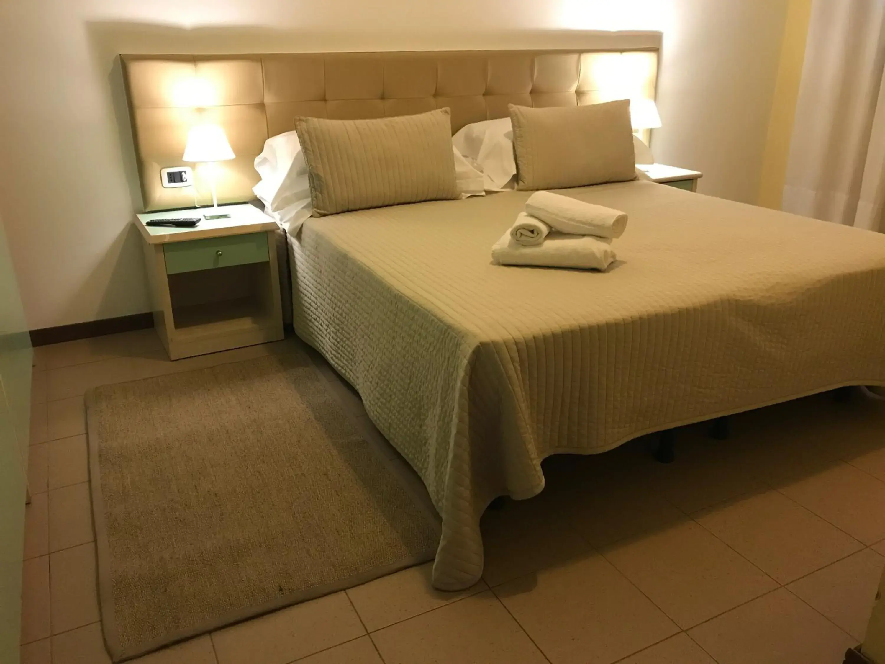 Three-Bedroom Apartment in Residence Viale Venezia Three-Bedroom Apartment in Residence Viale Venezia