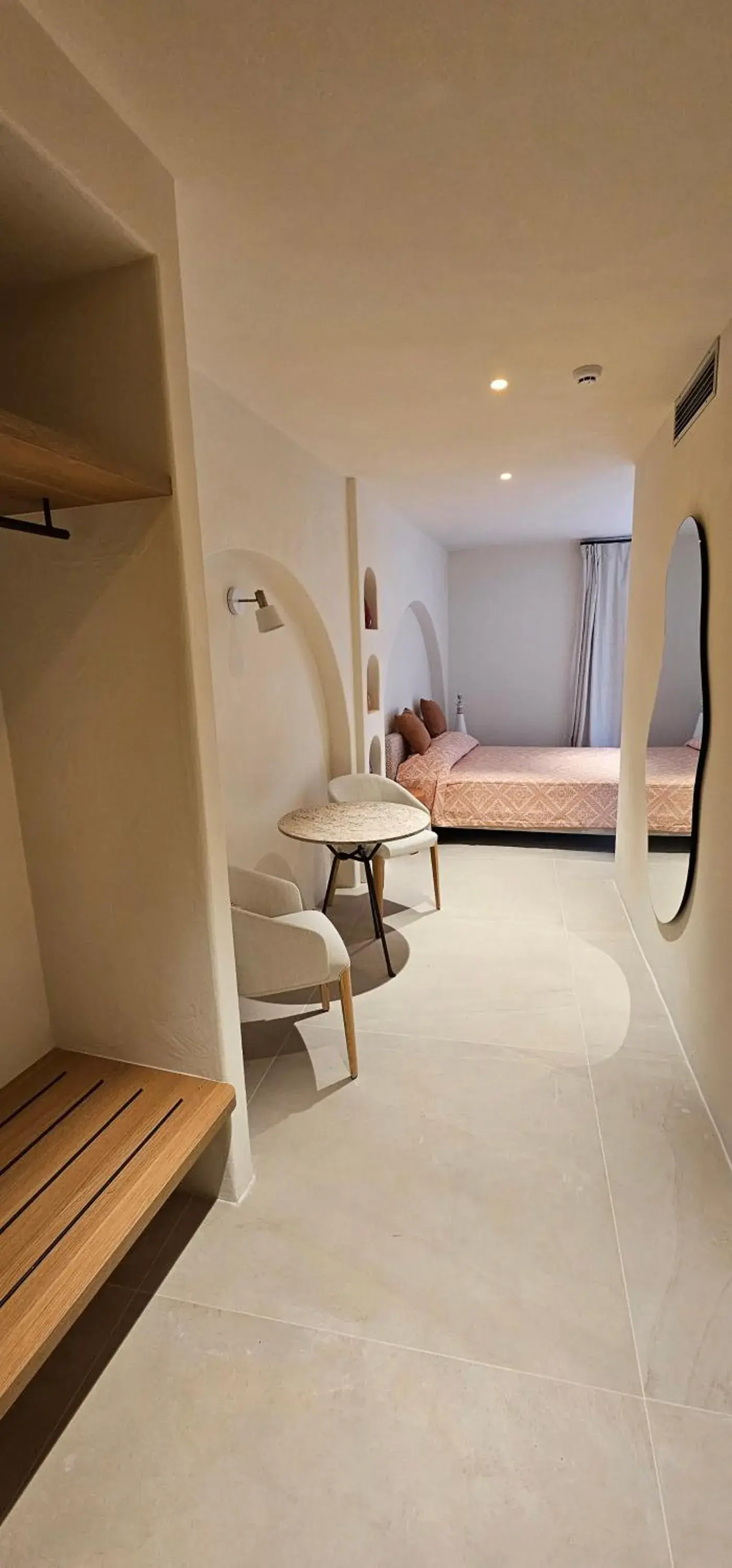 Deluxe Suite in Green Park Hotel Deluxe Suite in Green Park Hotel