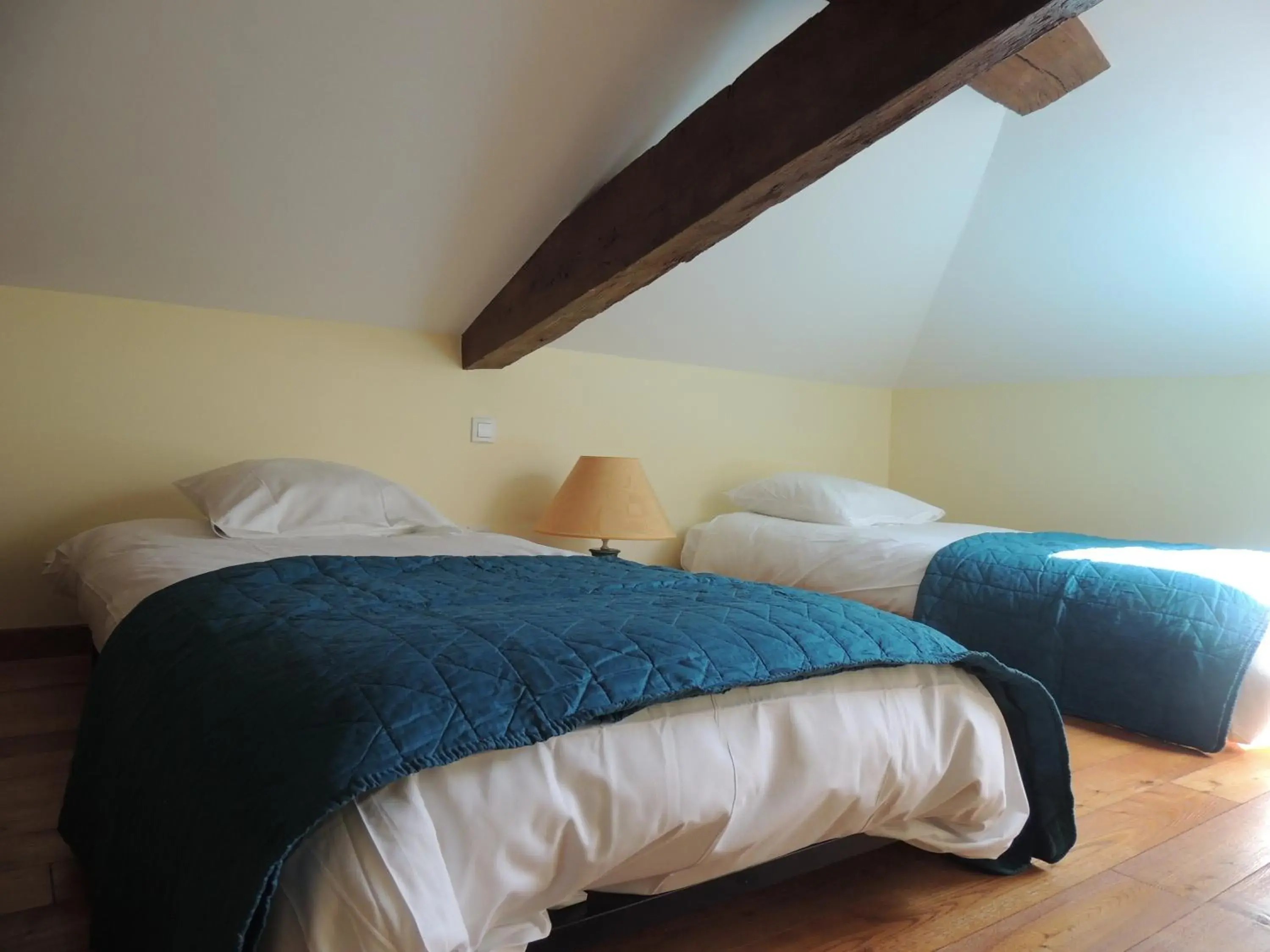 Family Room with Private Bathroom - single occupancy in chambres d'hôtes le Boyer Family Room with Private Bathroom - single occupancy in chambres d'hôtes le Boyer