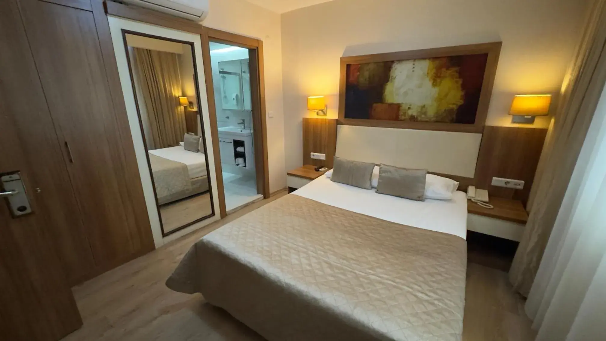 Single Room in Hotel Baylan İzmir Single Room in Hotel Baylan İzmir