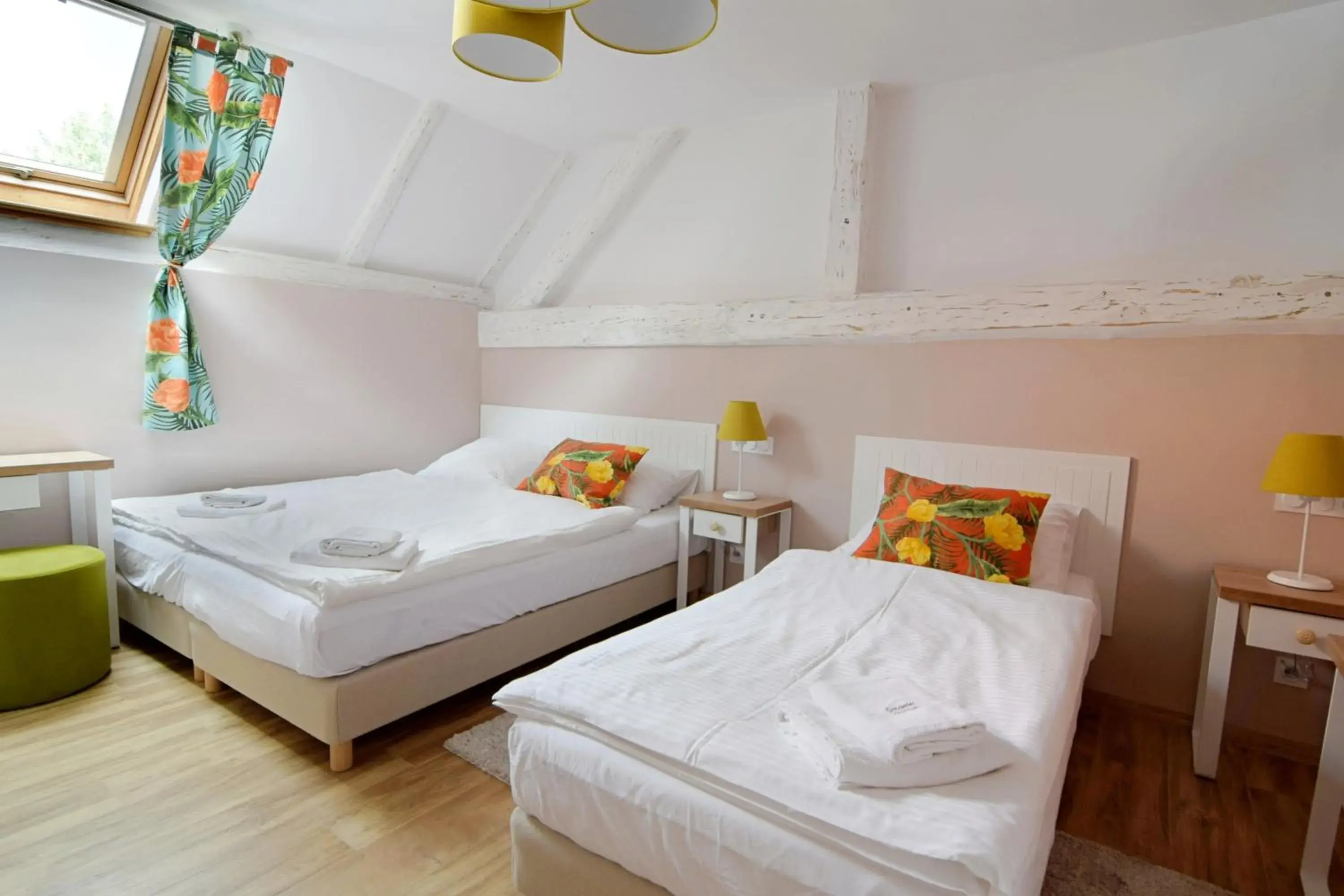 Basic Triple Room - single occupancy - Annex in Gościniec Nowa Wioska Basic Triple Room - single occupancy - Annex in Gościniec Nowa Wioska