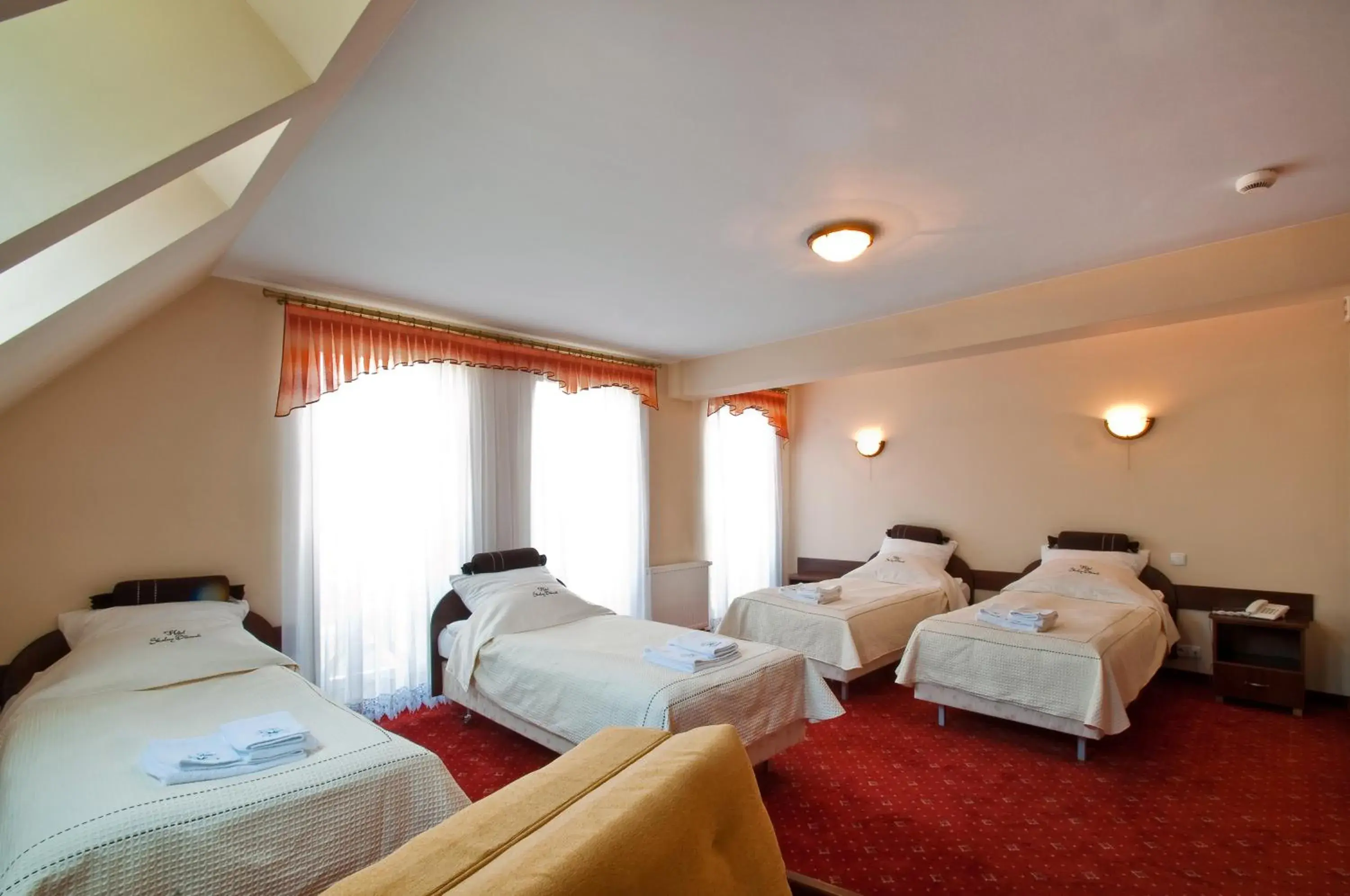 Quadruple Room (2 Adults + 2 Children) in Skalny Dworek Quadruple Room (2 Adults + 2 Children) in Skalny Dworek