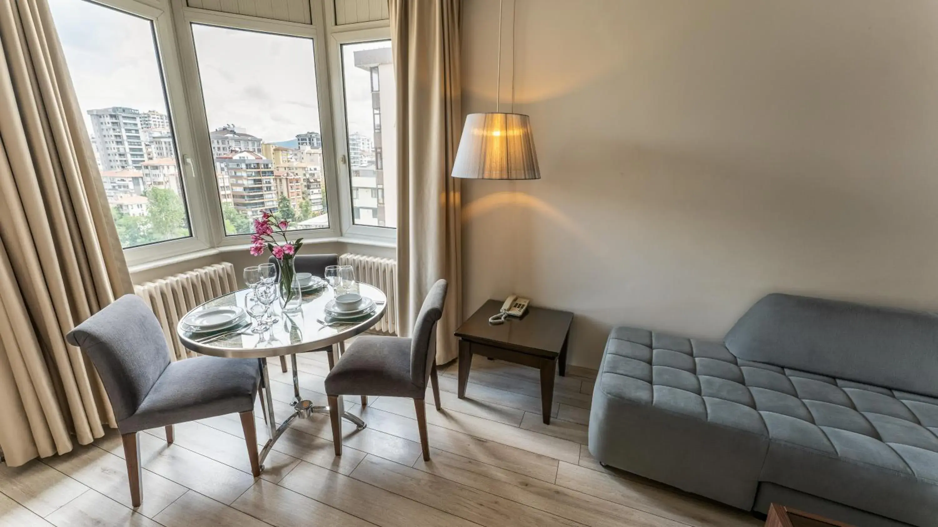 Two-Bedroom Apartment in The Marmara Suadiye Residence Two-Bedroom Apartment in The Marmara Suadiye Residence