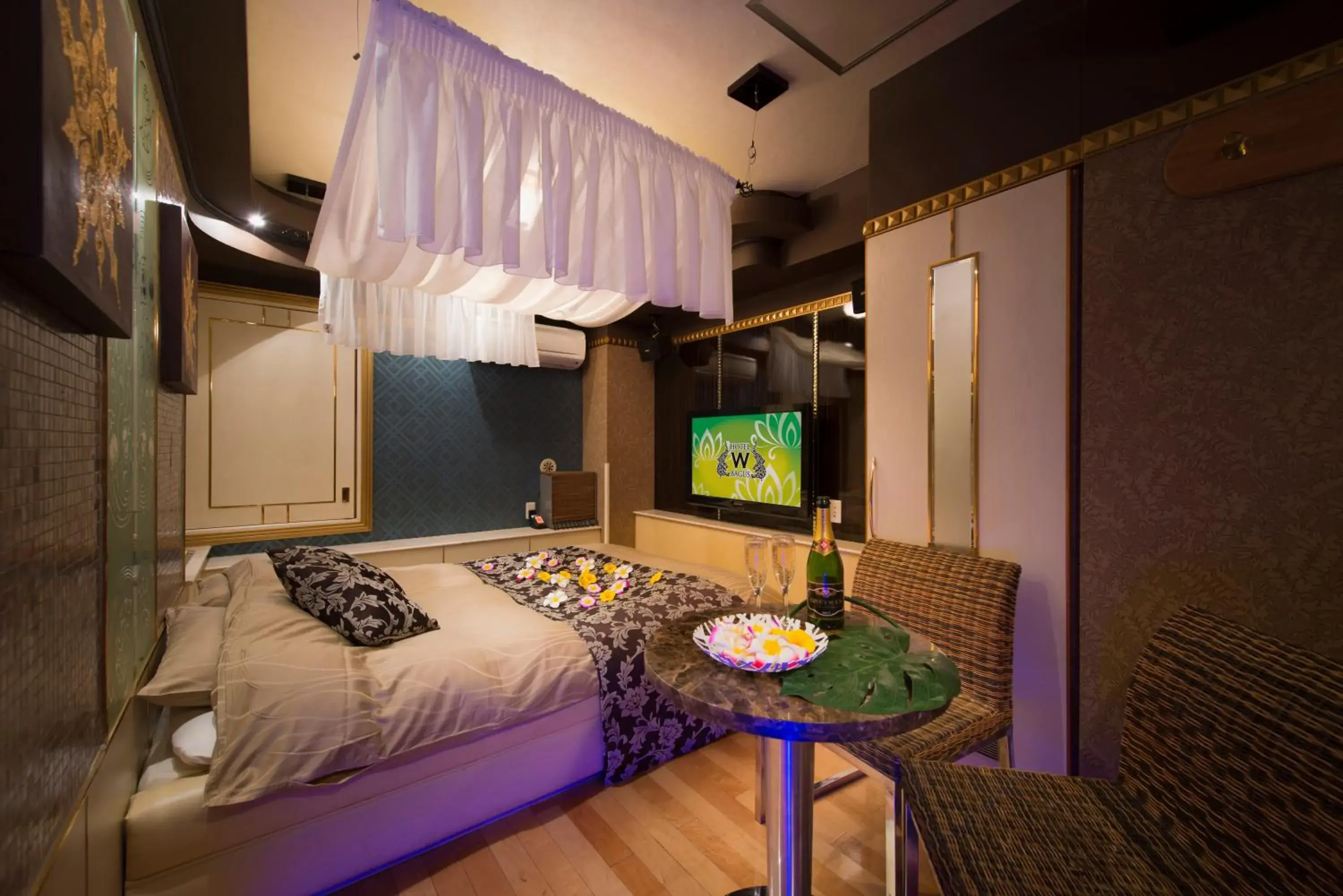 Double Room with Private Bathroom in Hotel W-BAGUS -W GROUP HOTELS and RESORTS- Double Room with Private Bathroom in Hotel W-BAGUS -W GROUP HOTELS and RESORTS-