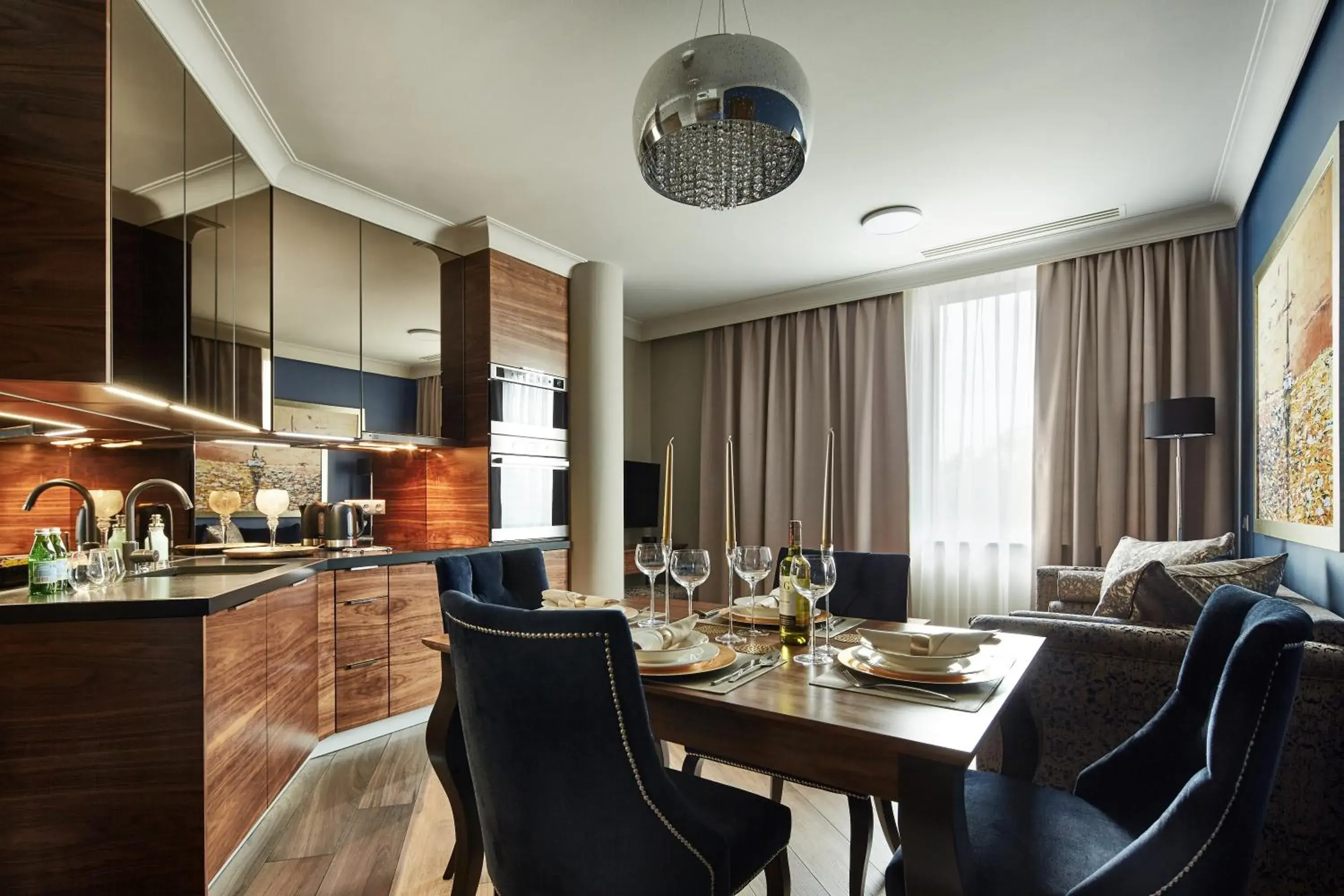 Luxury Deluxe One-Bedroom Apartment in Aparthotel Best Views Luxury Deluxe One-Bedroom Apartment in Aparthotel Best Views